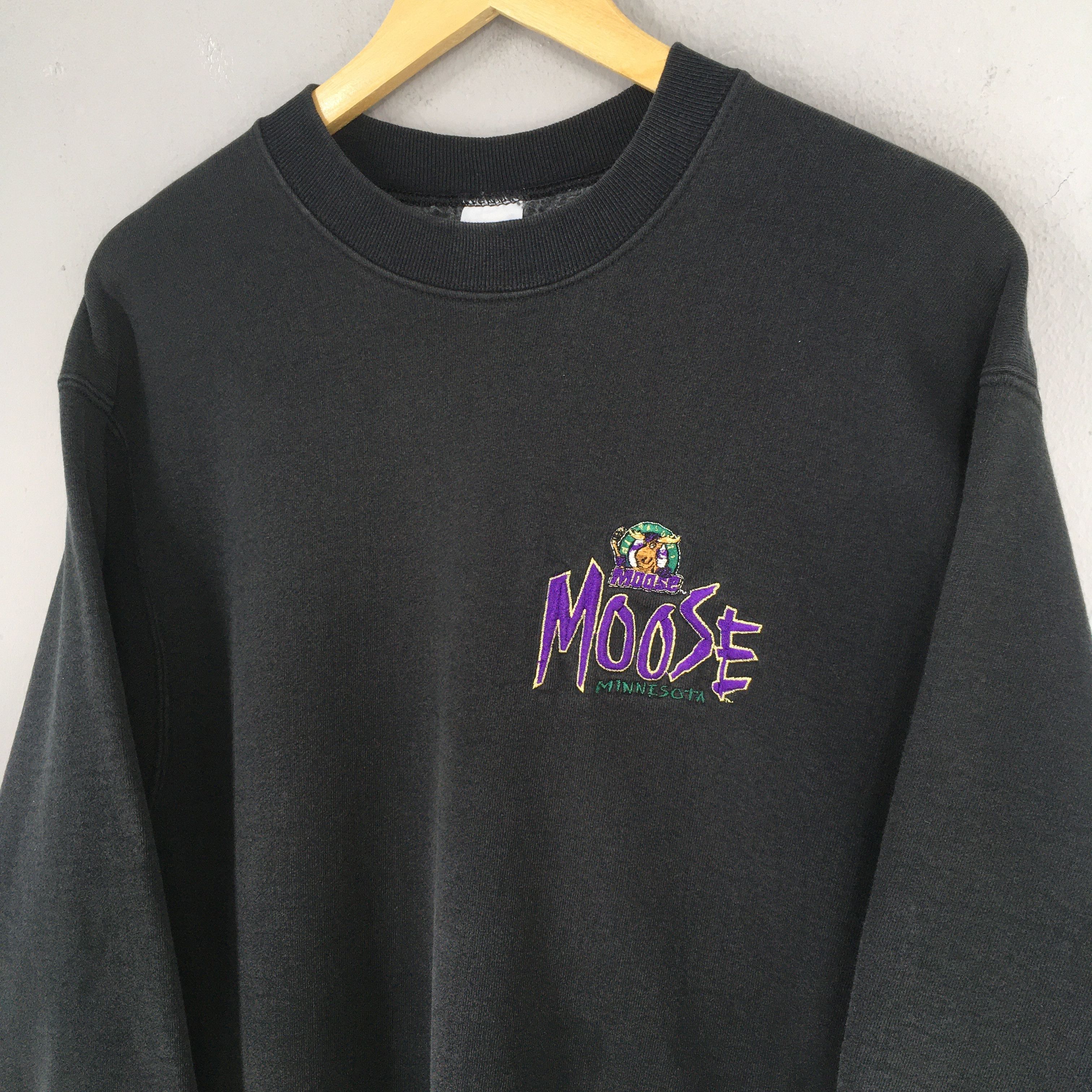 NHL Vintage 90s Minnesota Moose Hockey IHL Black Sweatshirt L Size US L / EU 52-54 / 3 - 3 Thumbnail