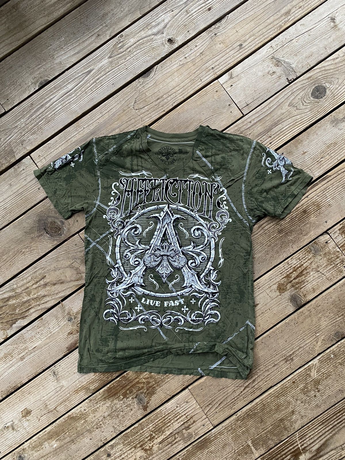 Affliction Vintage Y2K Affliction Distressed Style Cotton Grunge Tee Size US XL / EU 56 / 4 - 1 Thumbnail