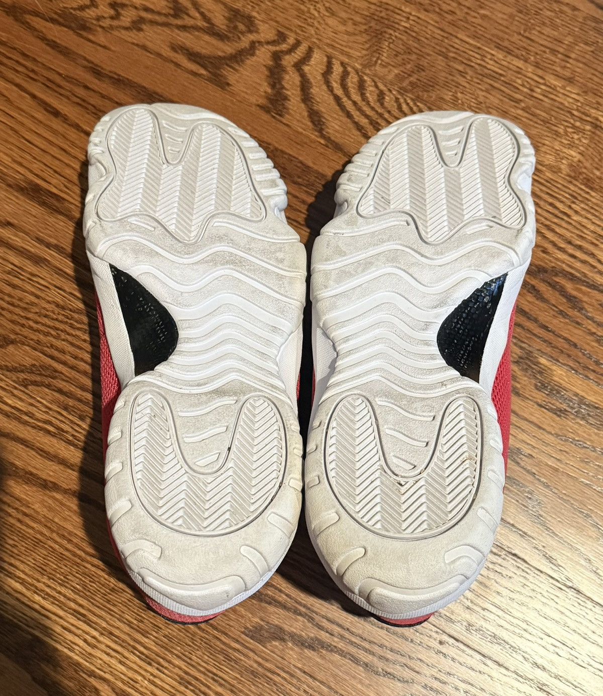 Jordan Brand Jordan Future Low University Red 3M Reflective Size 13 🔴 Size US 13 / EU 46 - 7 Thumbnail