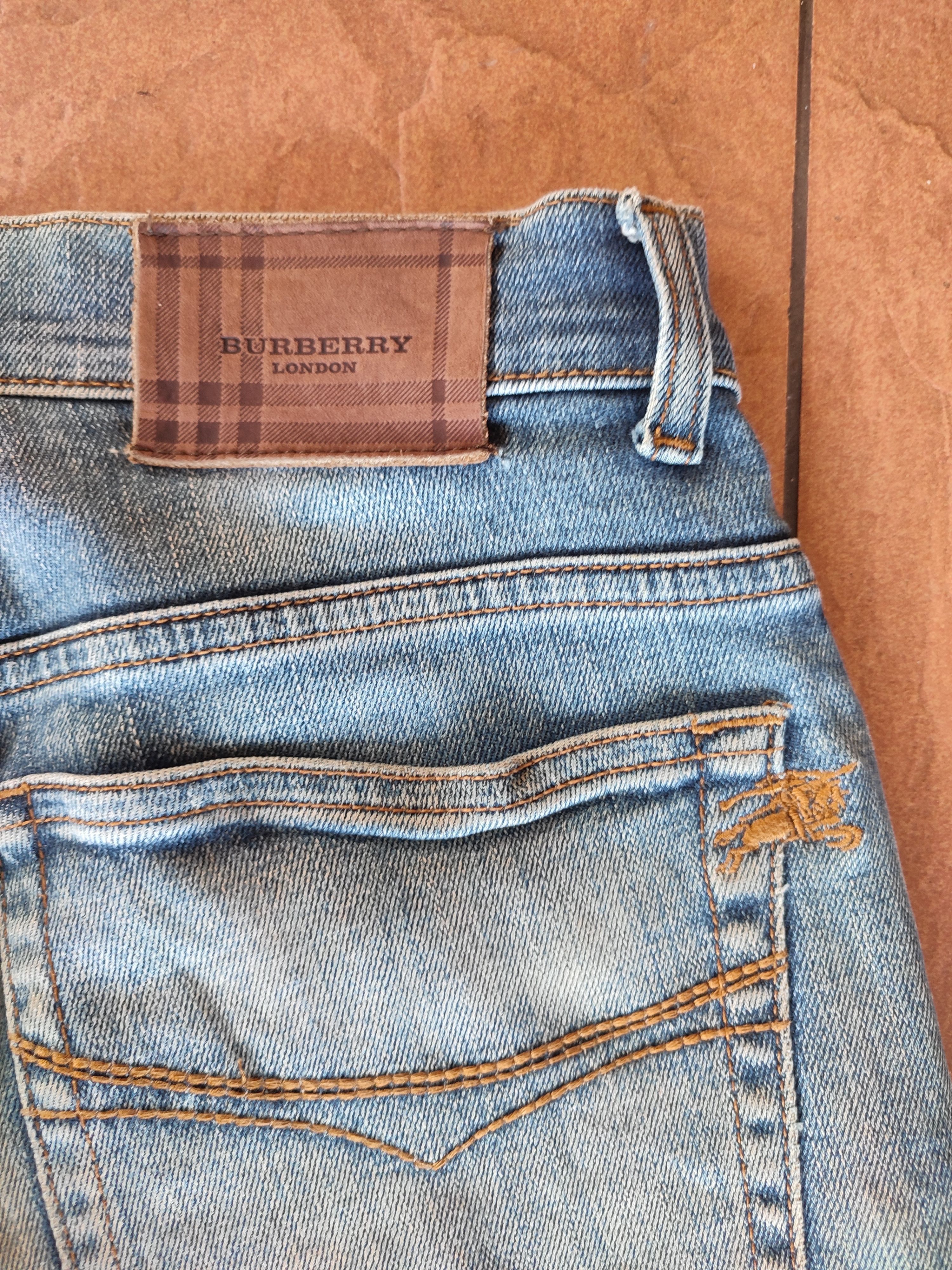 Burberry Authentic Burberry London jeans Size US 32 / EU 48 - 12 Thumbnail