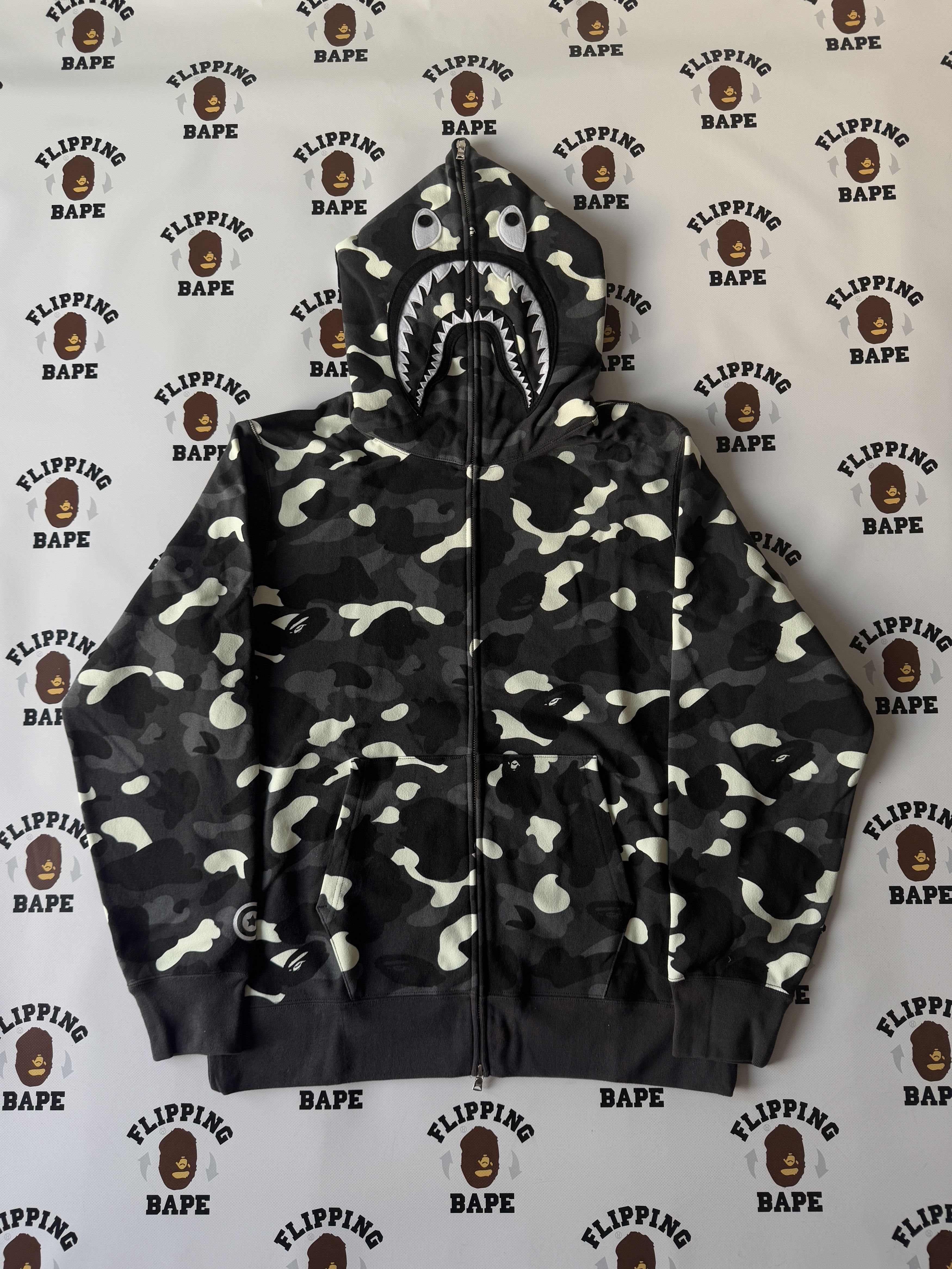 BAPE CITY CAMO SHARK FULL ZIP HOOODIE (SS23)