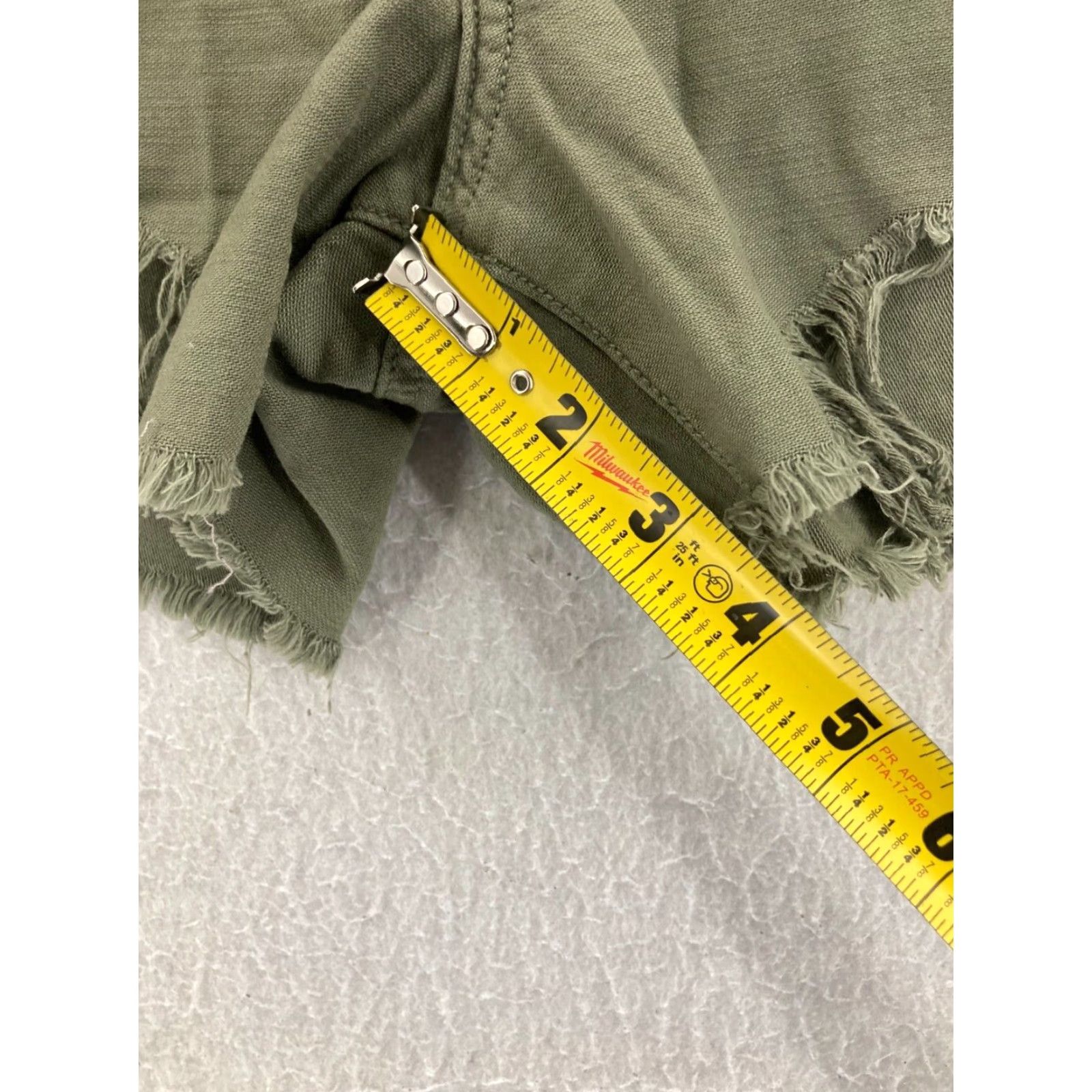 American Eagle Outfitters VINTAGE American Eagle Shorts Womens 10 Distressed Highest Rise Mom NWT Size 32" / US 10 / IT 46 - 5 Thumbnail