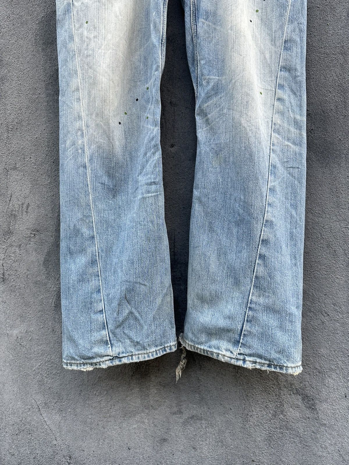 Vintage 👹Vintage THRASHED Volcom Baggy Flare Jeans Size US 31 - 8 Thumbnail