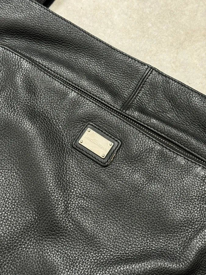 Dolce & Gabbana 2000s Dolce & Gabbana Black Leather Shoulder Bag Size ONE SIZE - 5 Thumbnail