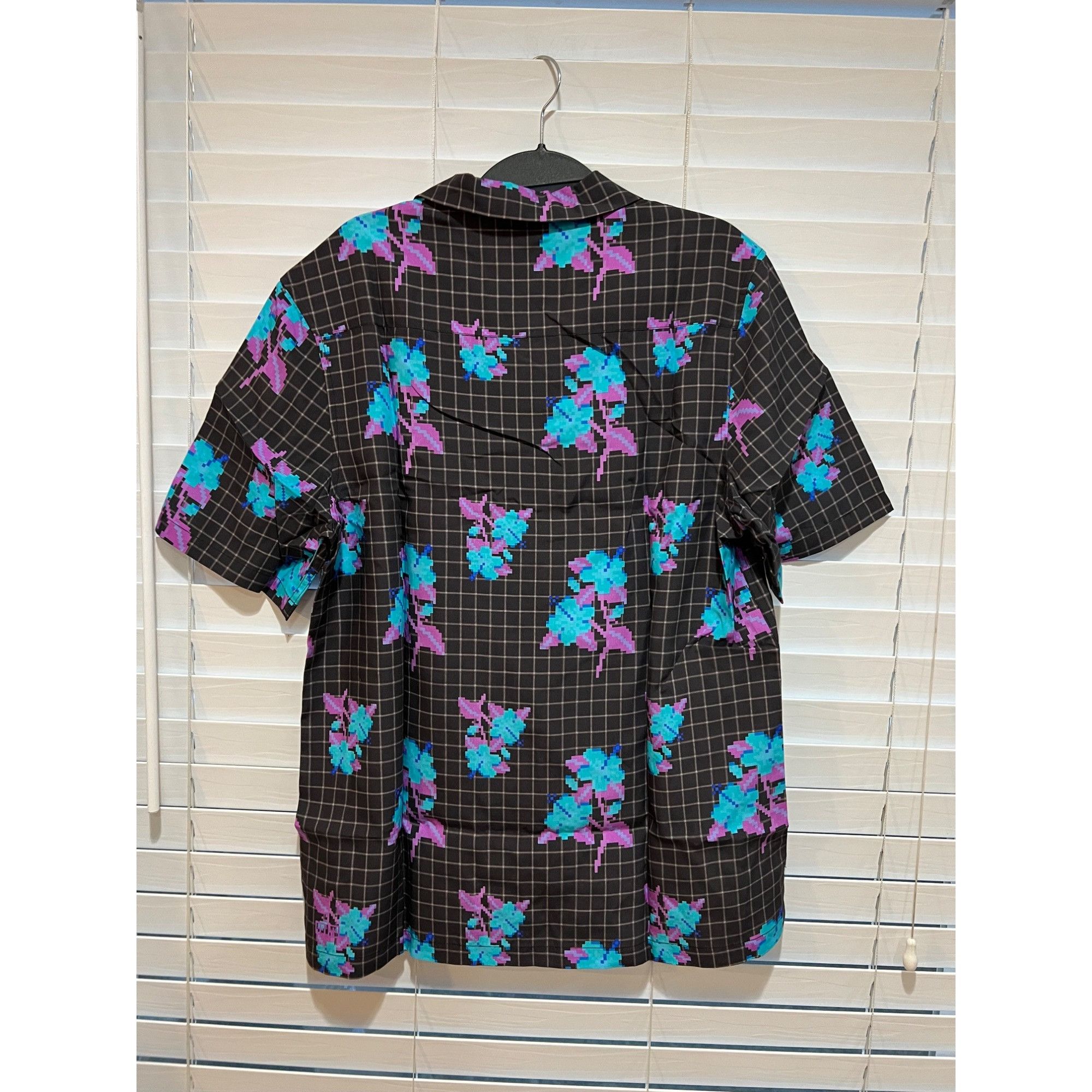 Ksubi Ksubi Floral Short Sleeve Button Up Shirt NWT - Size L Size US L / EU 52-54 / 3 - 7 Thumbnail