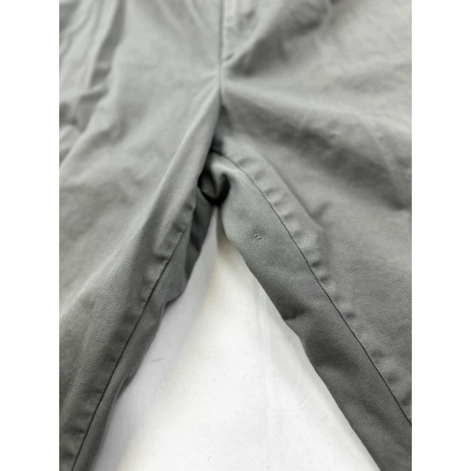 Savane VINTAGE Savane Pants Men’s 47x29 Khaki Big And Tall Pleated Designer Pants Khakis 90s Preppy Mens Size US 30 / EU 46 - 4 Thumbnail