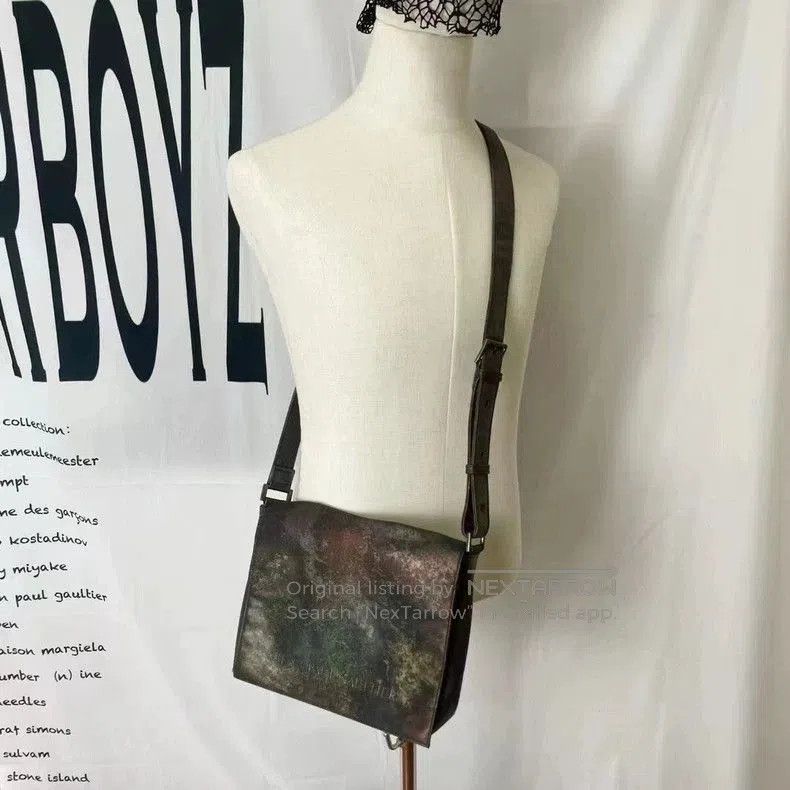 Jean Paul Gaultier Jean Paul Gaultier mottled messenger bag. Size ONE SIZE - 5 Thumbnail