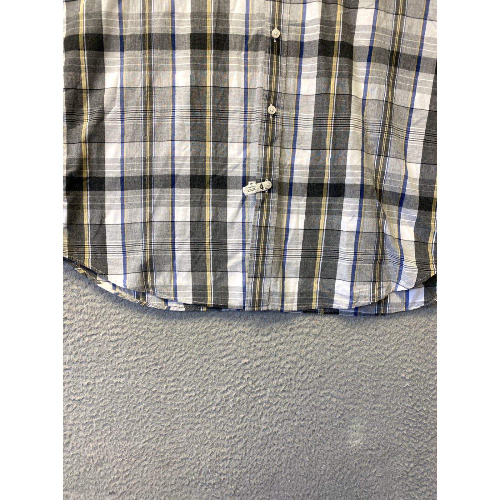 Banana Republic BANANA REPUBLIC Shirt Mens XL Plaid Long Sleeve Button Gray - Casual Shirt - Cotton - Regular Fit - Fall Spring Summer - Mens XL Gray Plaid Button-Up Size US XL / EU 56 / 4 - 2 Thumbnail