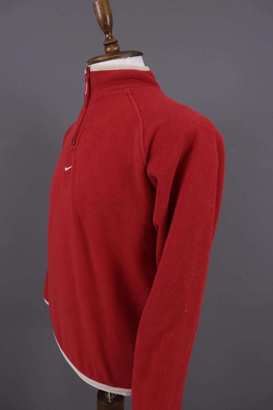 Nike Vintage Nike Red High Fleece Jacket Jumper Sweater Size L Size US L / EU 52-54 / 3 - 8 Thumbnail