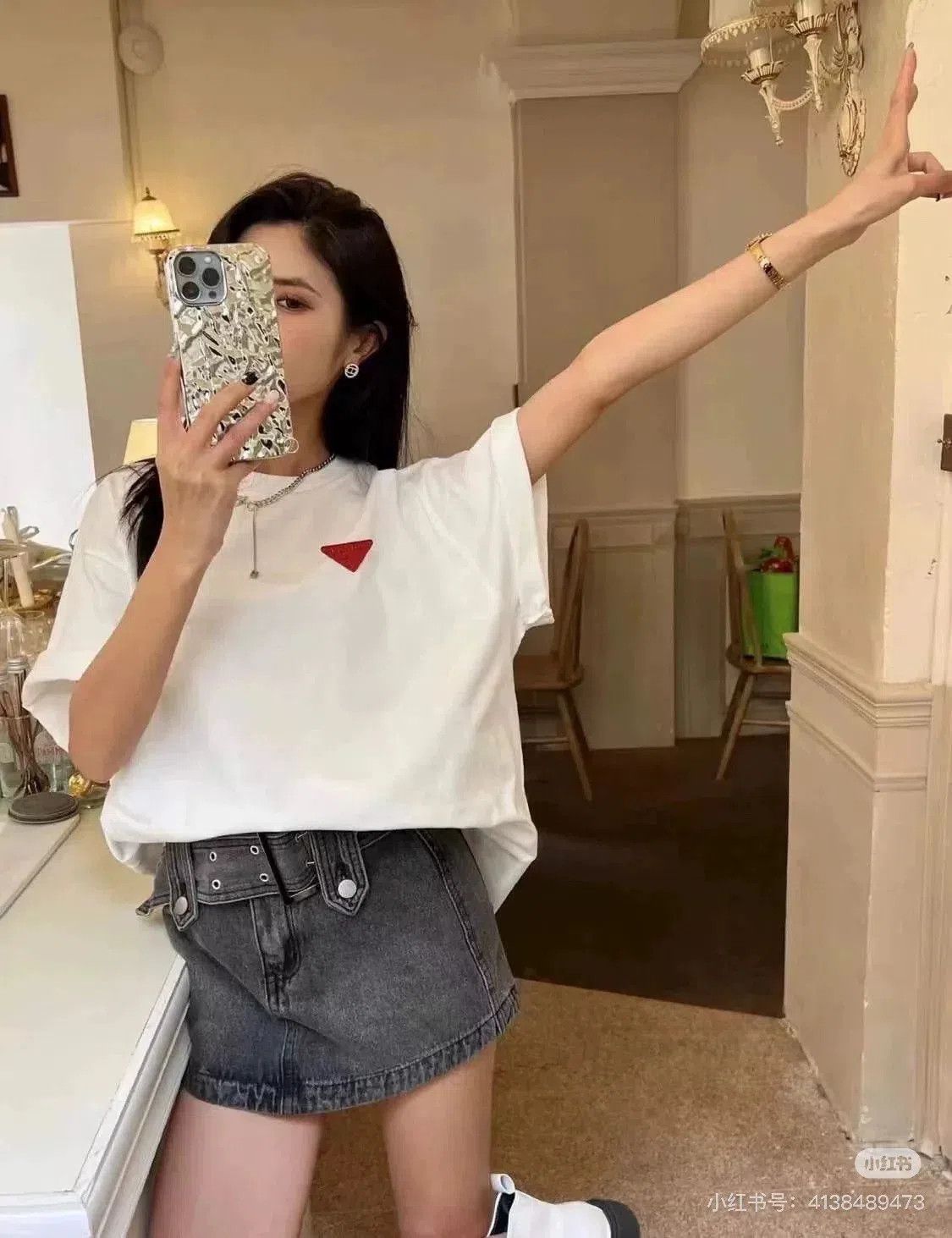 Prada Prada Women's T-shirt. Size M / US 6-8 / IT 42-44 - 7 Thumbnail