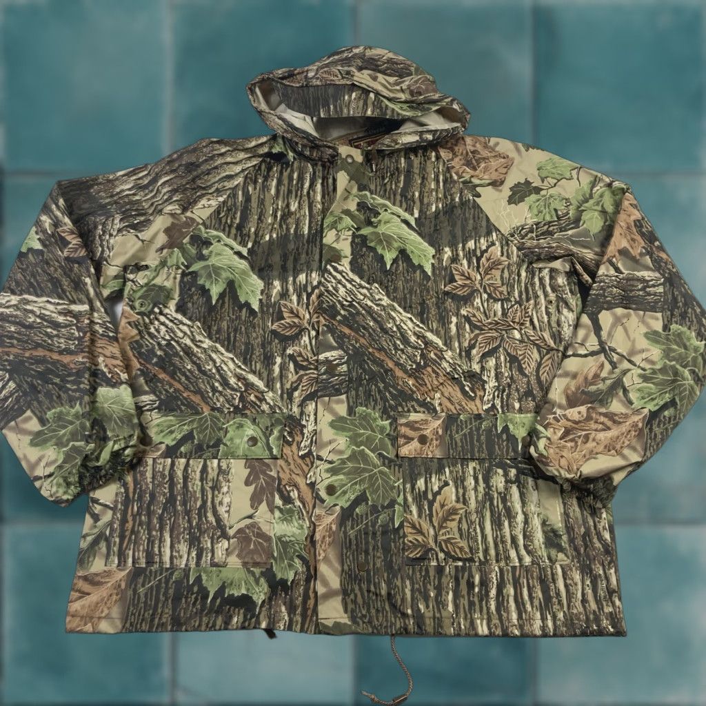 Vintage Stearns Dry Wear Hunting Jacket Mens Medium Green Realtree Camouflage Hooded Size US M / EU 48-50 / 2 - 1 Thumbnail