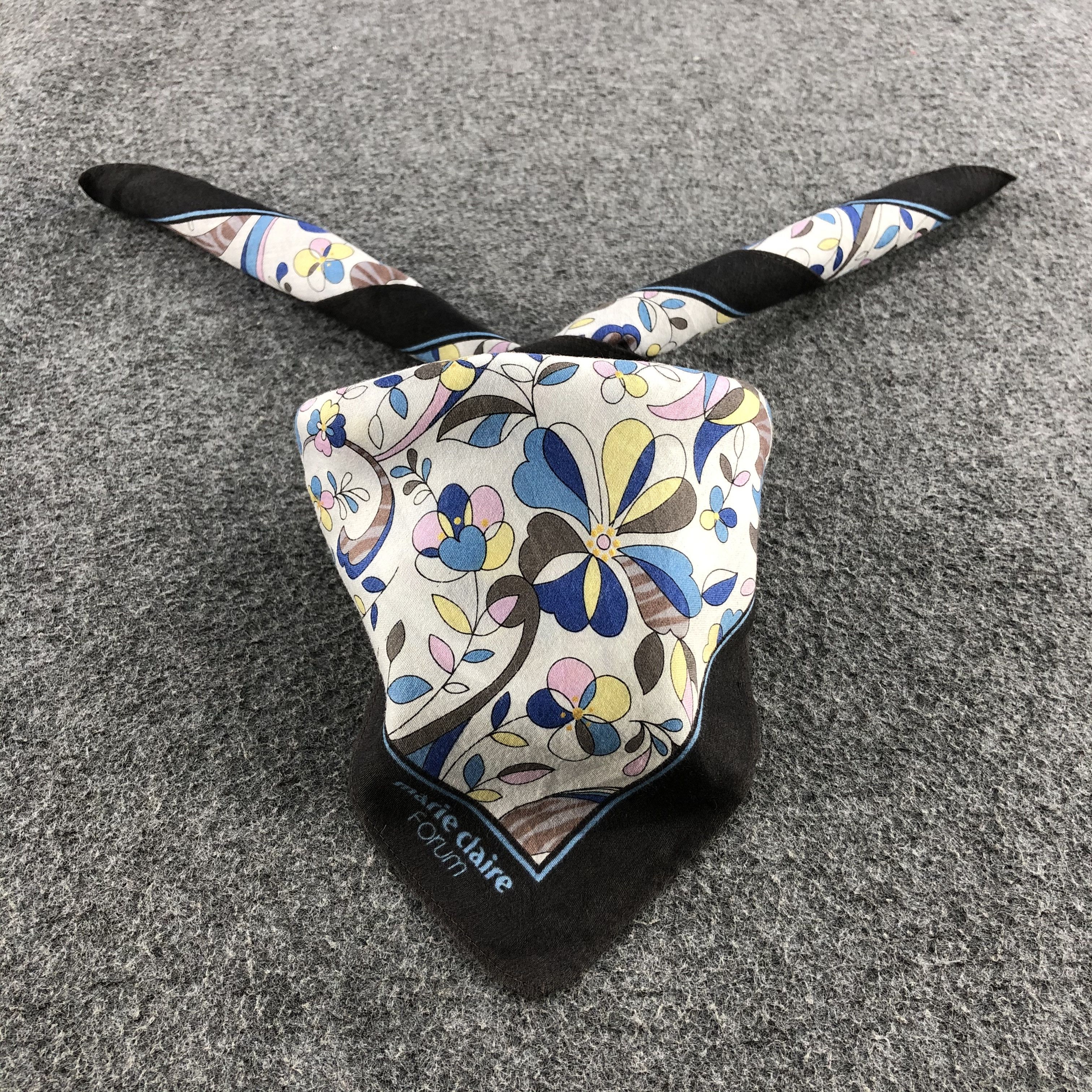 image of Vintage Marie Claire Handkerchief Neckerchief Bandana H1365, Men's