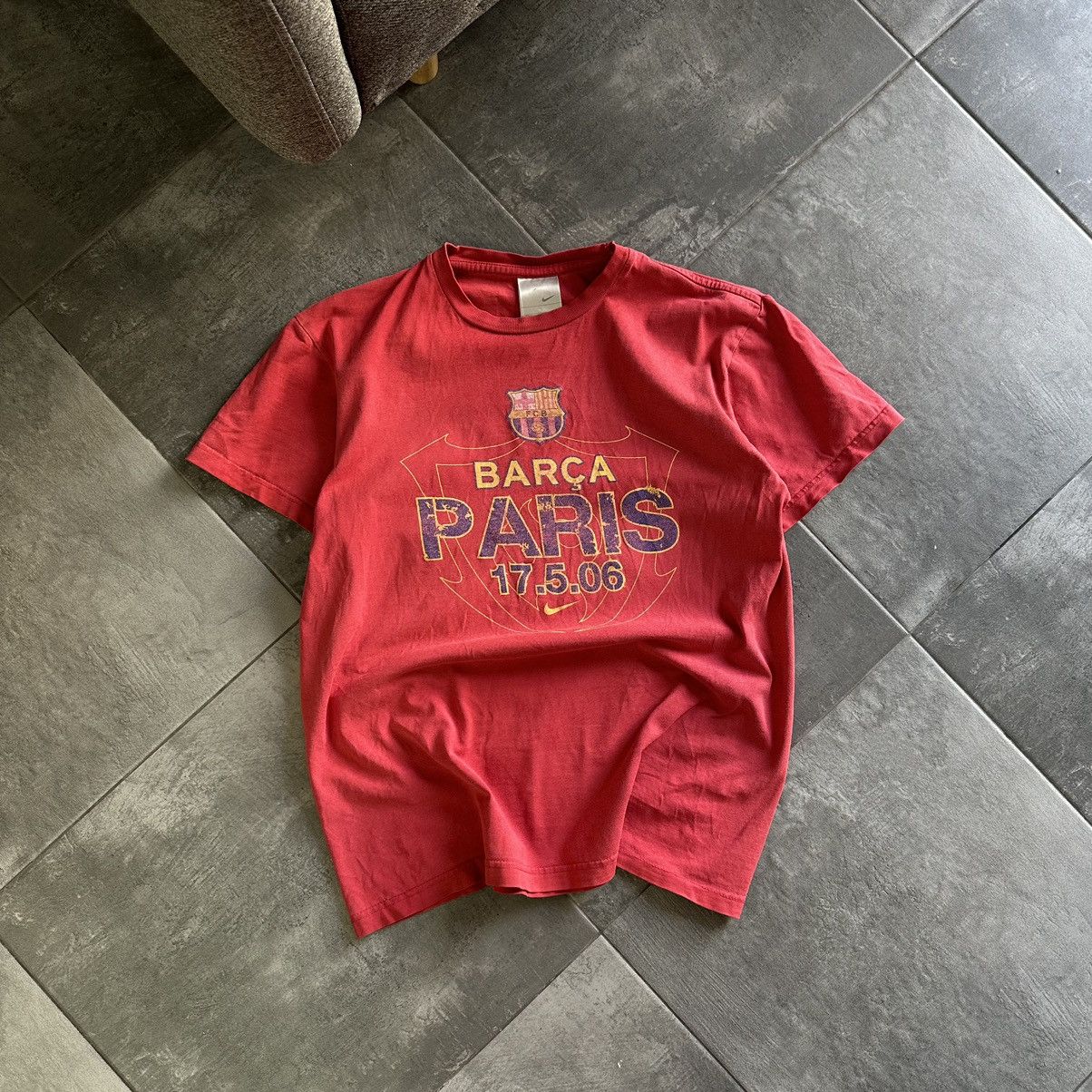 Nike × Vintage Vintage Nike Barca Paris T-shirts Big Logo 2006 Y2K USA Size US L / EU 52-54 / 3 - 5 Thumbnail