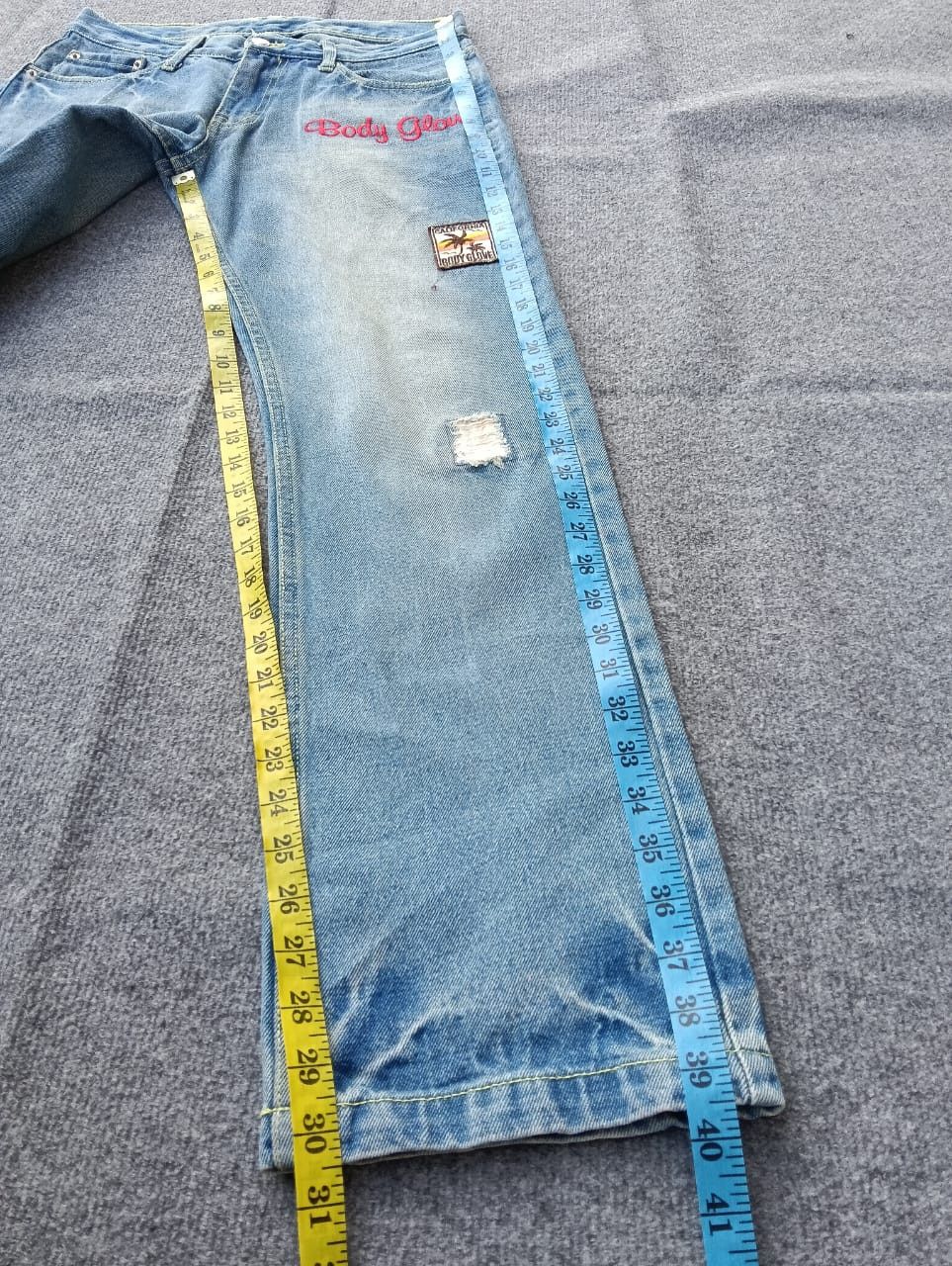 Body Glove Y2K 2011 Body Glove "California" Spellout Distressed Jeans. Size US 31 - 7 Thumbnail