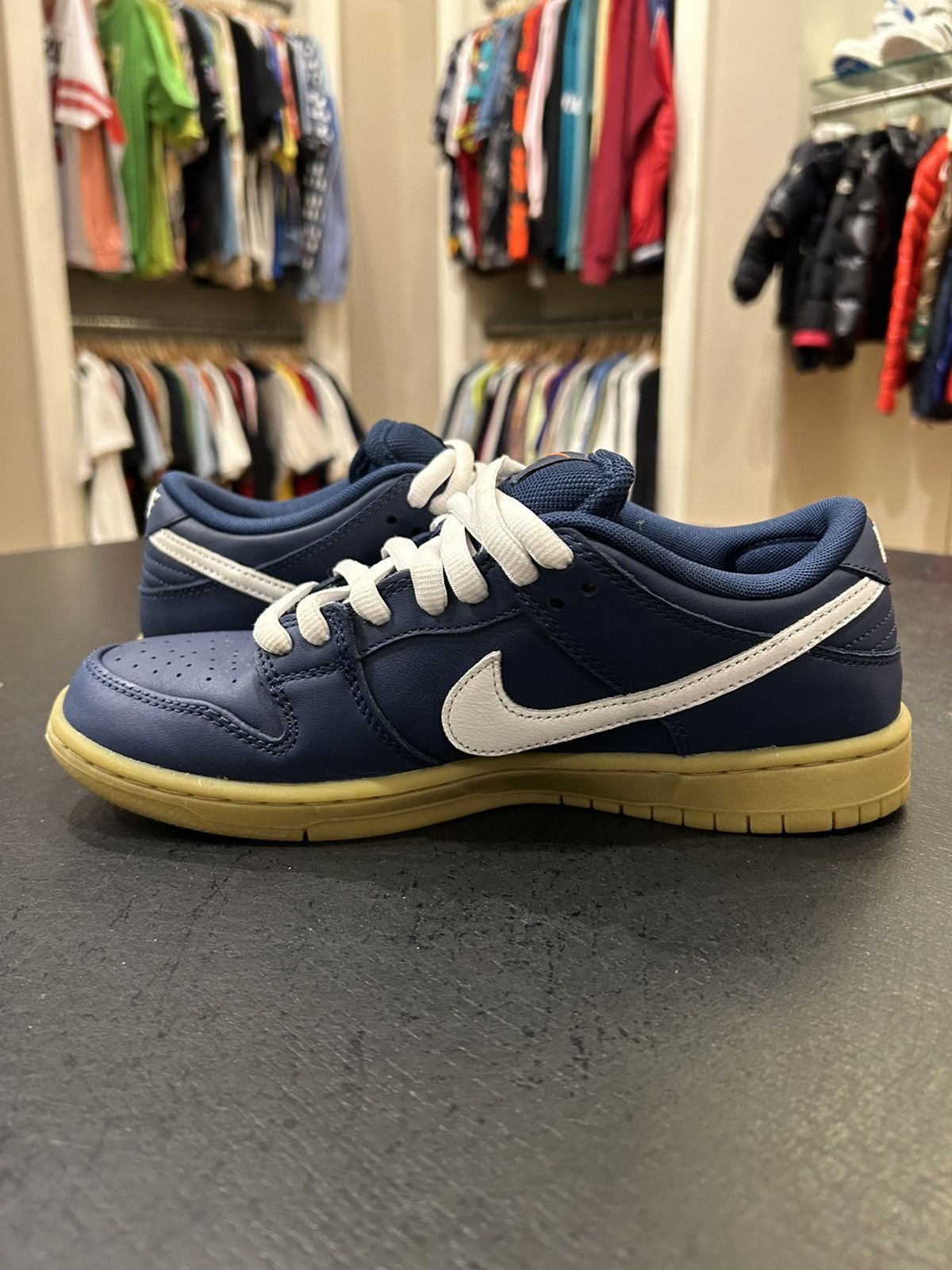 Nike Nike SB Dunk Low ‘Navy Gum’ Size US 8 / EU 41 - 3 Thumbnail