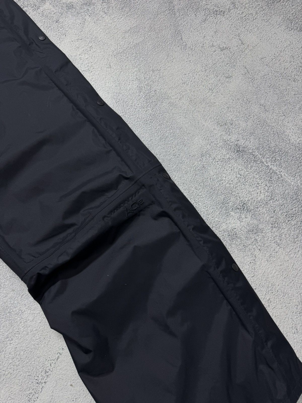 Berghaus Berghaus Hype Y2k Gorpcore Streatwear Pants Size US 34 / EU 50 - 6 Thumbnail