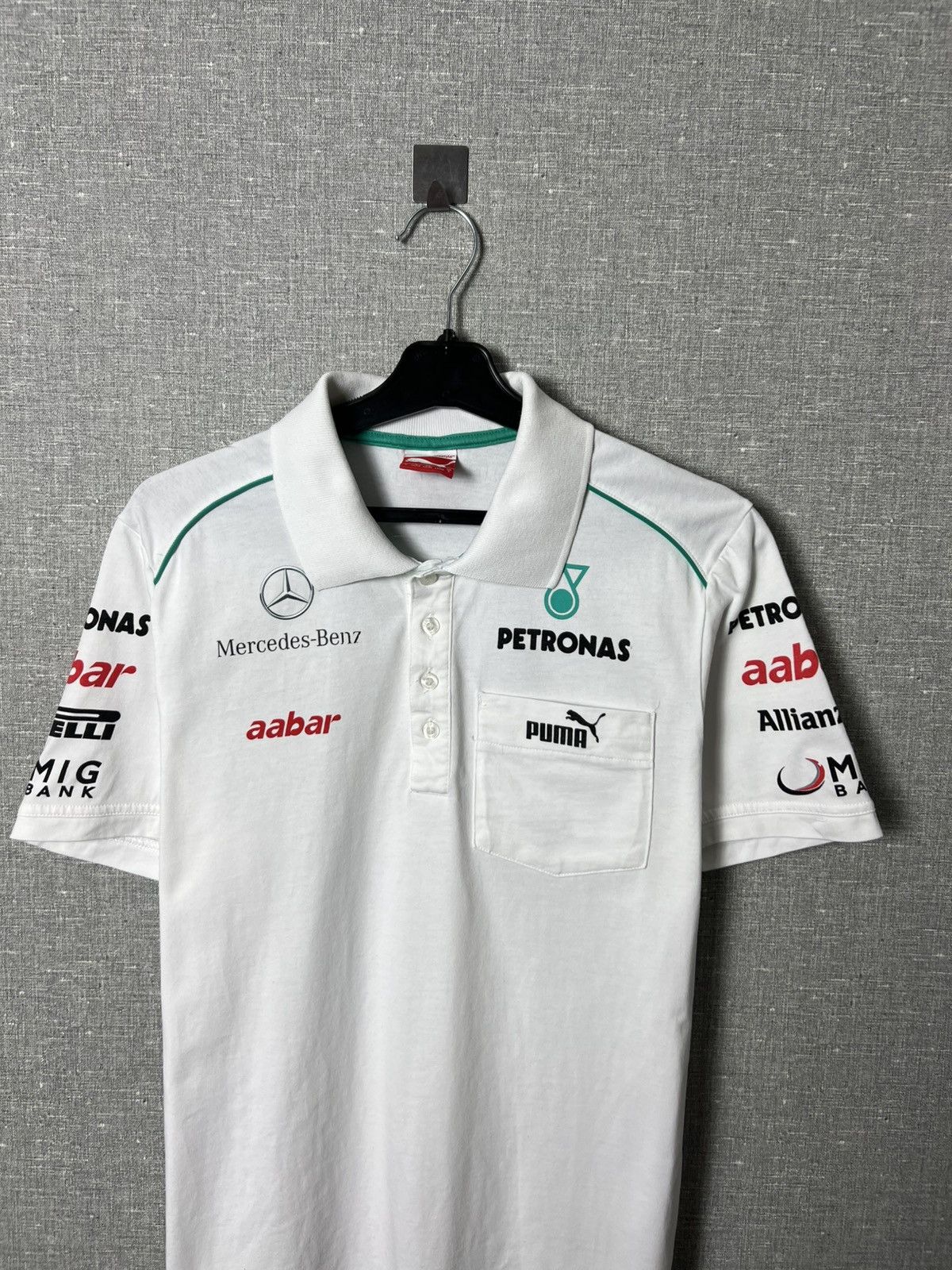 Puma Vintage Puma Mercedes-Benz AMG Petronas Racing Polo Shirt Size US S / EU 44-46 / 1 - 3 Thumbnail