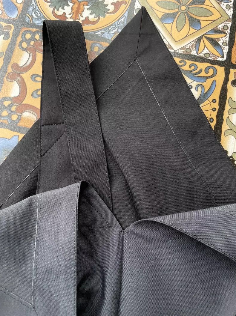 Issey Miyake Issey Miyake size:3 A dark grey-black color-blocked dress Size XS / US 0-2 / IT 36-38 - 7 Thumbnail