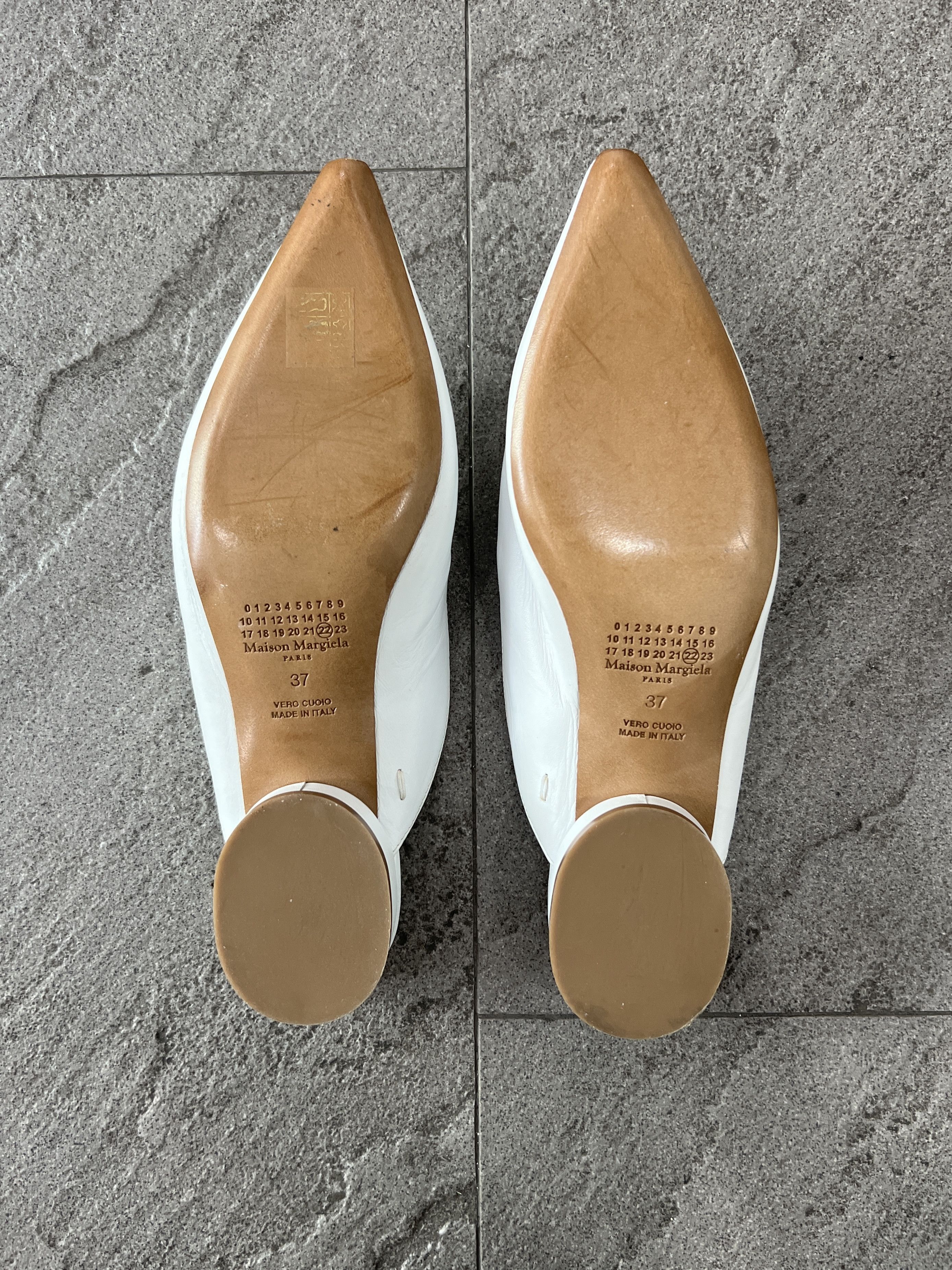 Maison Margiela Maison Margiela KIKI White Leather Pointed Toe Mules EU37 Size US 7 / IT 37 - 5 Thumbnail