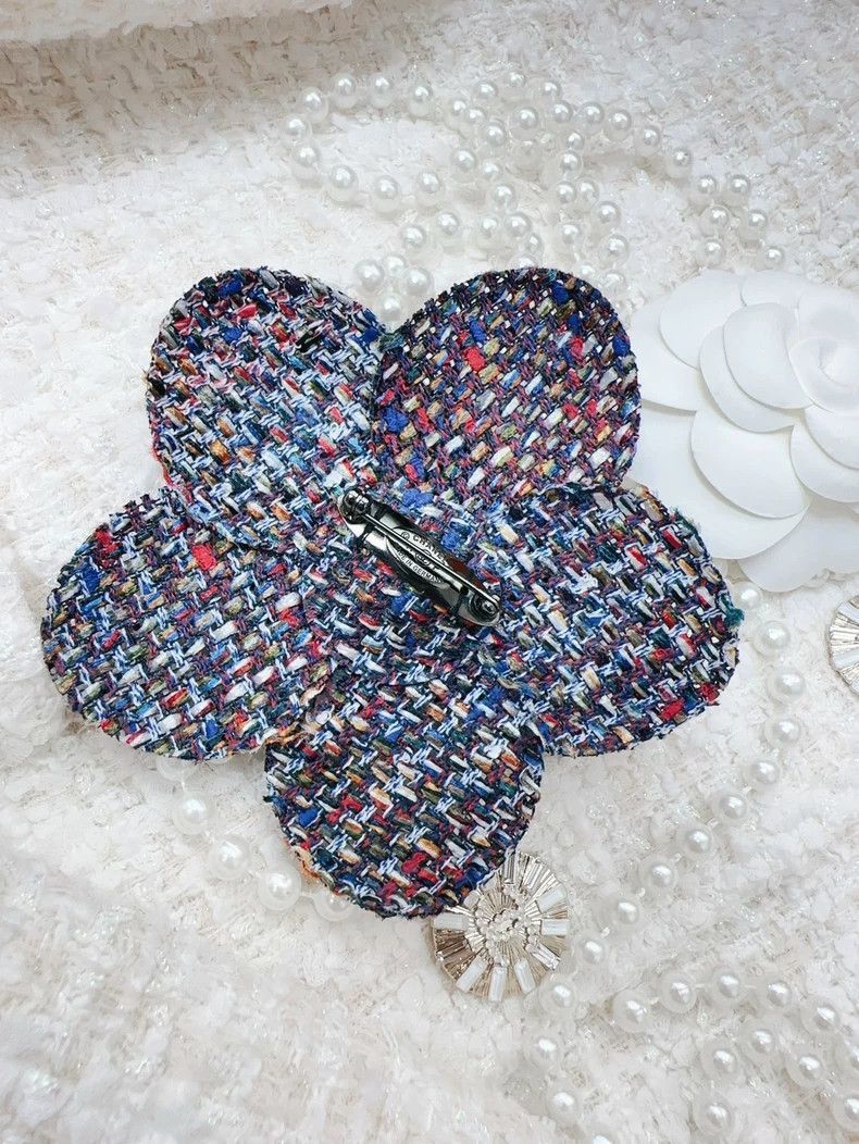 Chanel Chanel Camellia Tweed Brooch 17p Size ONE SIZE - 4 Thumbnail