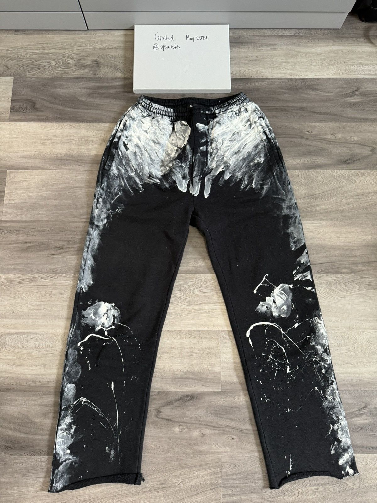 Balenciaga Balenciaga Black Painter Flare Sweatpant Size US 30 / EU 46 - 1 Thumbnail
