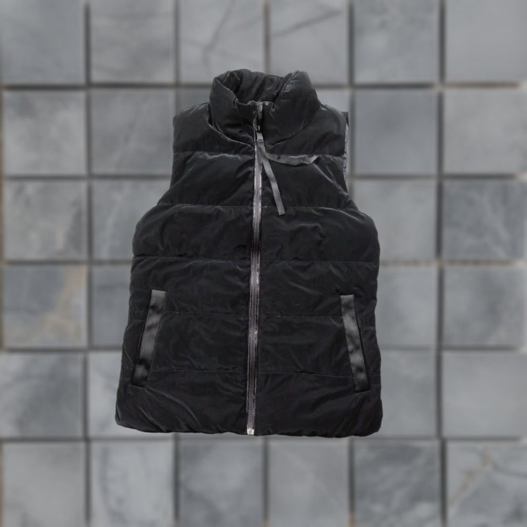 Athleta Athleta Jacket Womens Small Black Puffer Vest Goose Down Fill Outdoors Ladies Size S / US 4 / IT 40 - 1 Thumbnail