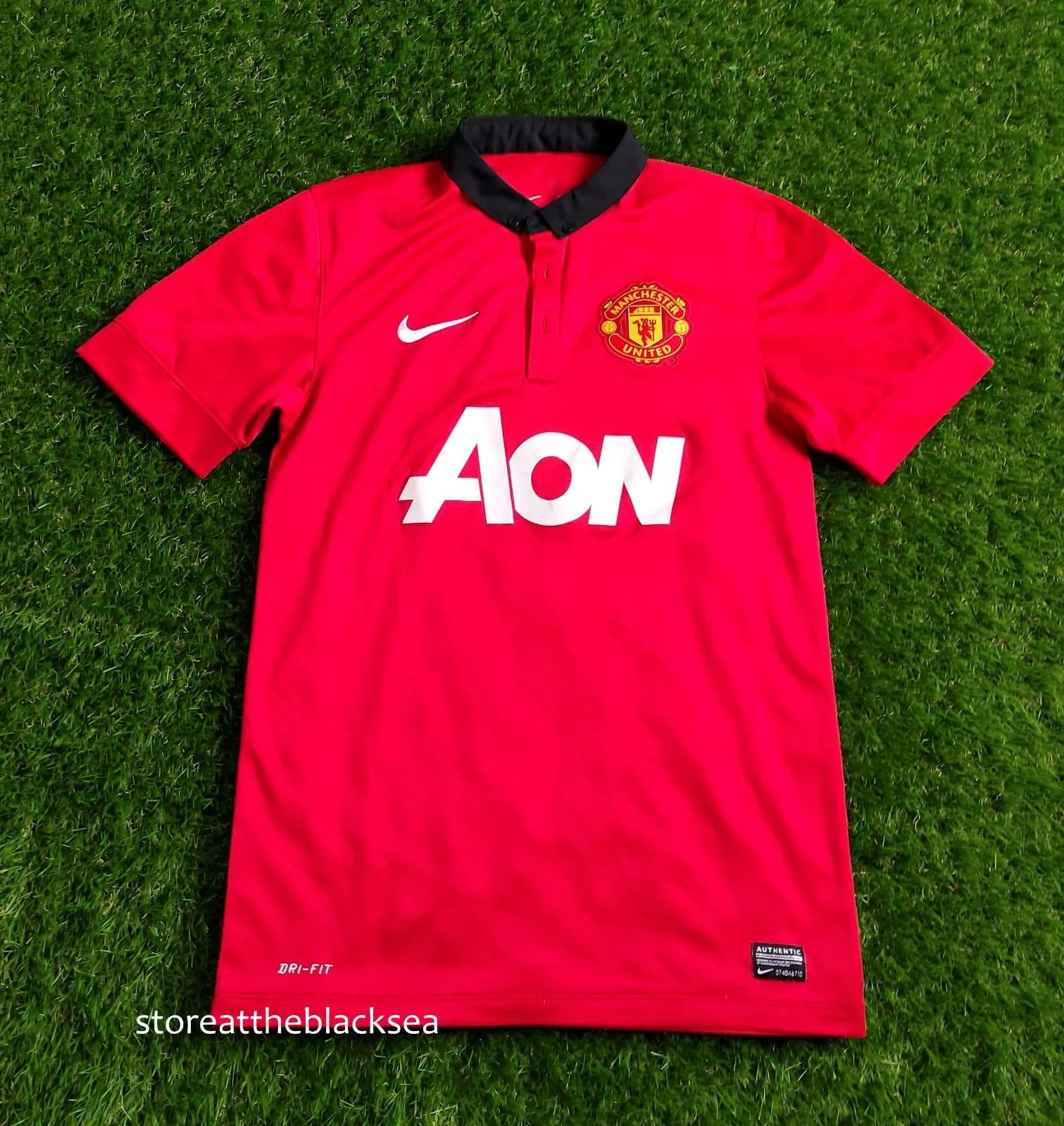 Nike MANCHESTER UNITED 2013 2014 FOOTBALL SOCCER JERSEY NIKE Size US S / EU 44-46 / 1 - 1 Thumbnail