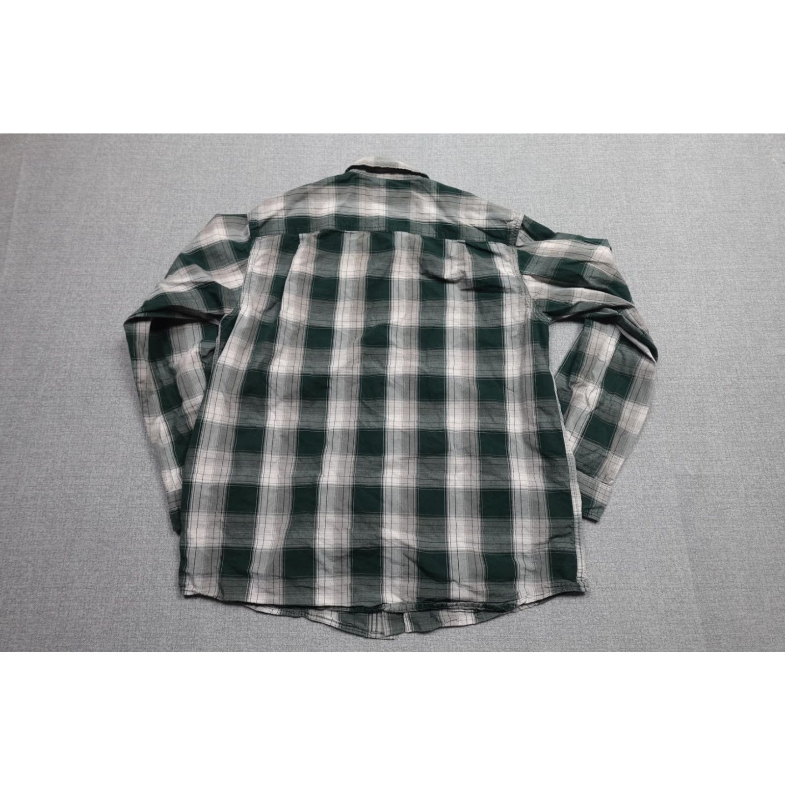 Carhartt VINTAGE Carhartt Button Down Mens Large Green Plaid Relaxed Fit Long Sleeve Flannel Work Size US L / EU 52-54 / 3 - 4 Thumbnail