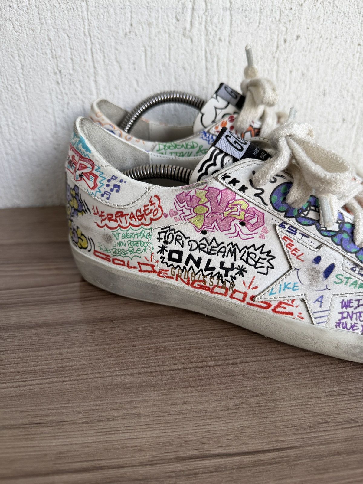 Golden Goose graffiti superstar Gats trainer Size US 8 / IT 38 - 12 Thumbnail