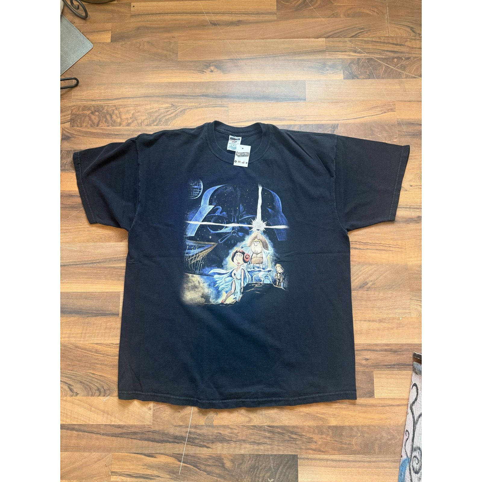 Jerzees Family Guy Star Wars Size XL Size US XL / EU 56 / 4 - 1 Thumbnail