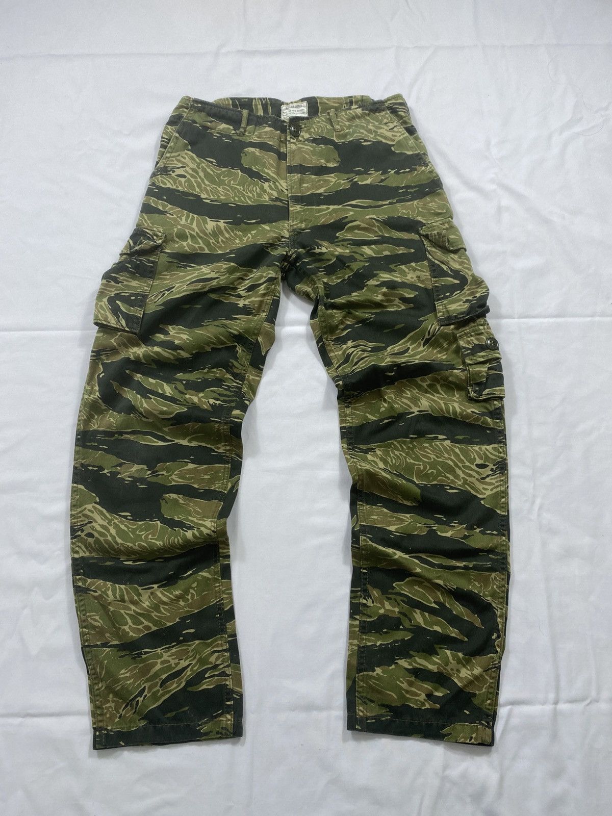 The Real McCoy's tiger camou Cargo Military pants