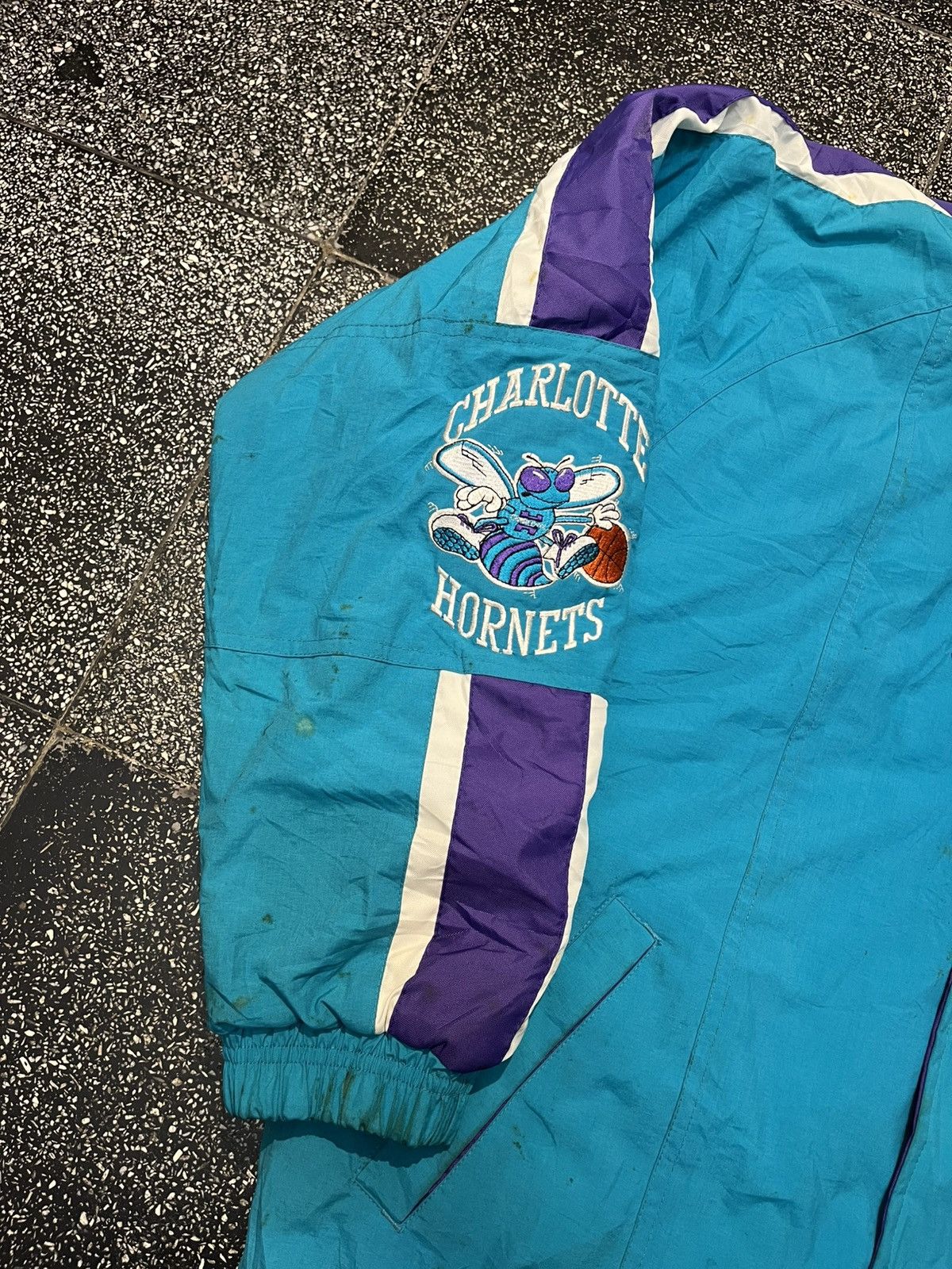Vintage 90s Charlotte Hornets Starter Puffer Down Jacket Hood! Size US L / EU 52-54 / 3 - 7 Thumbnail