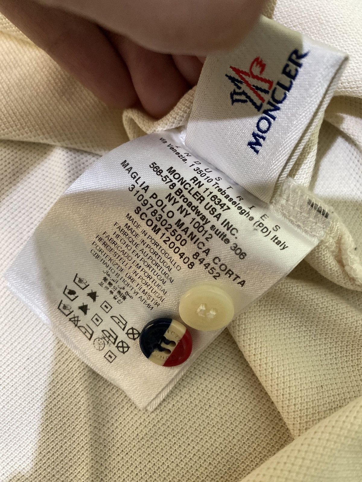 Moncler Grenoble Moncler grenoble off white polo Size US L / EU 52-54 / 3 - 8 Thumbnail