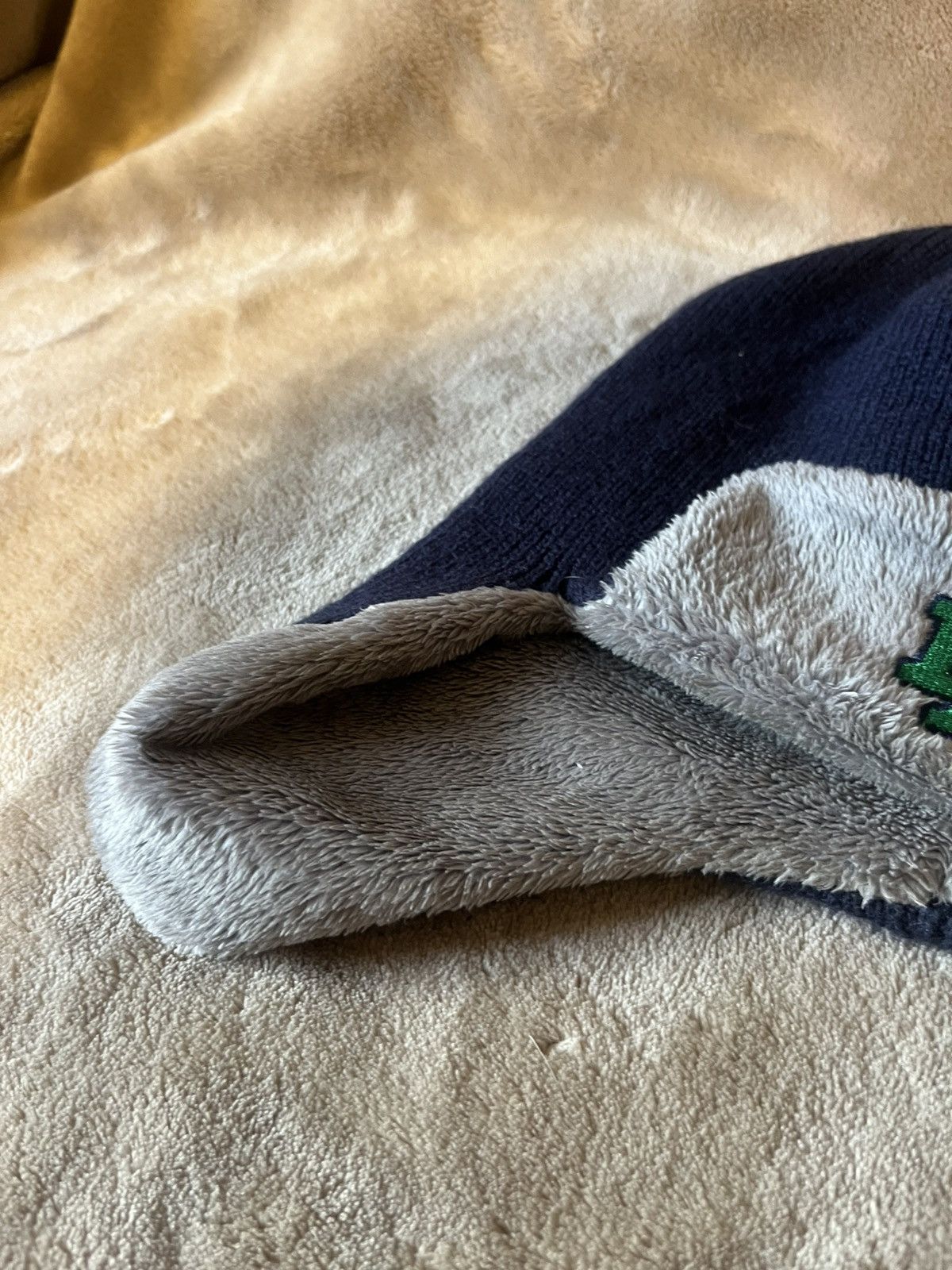 Under Armour Vintage Y2K Underarmor Notre Dame College Fur lined Cap Navy Size ONE SIZE - 4 Thumbnail