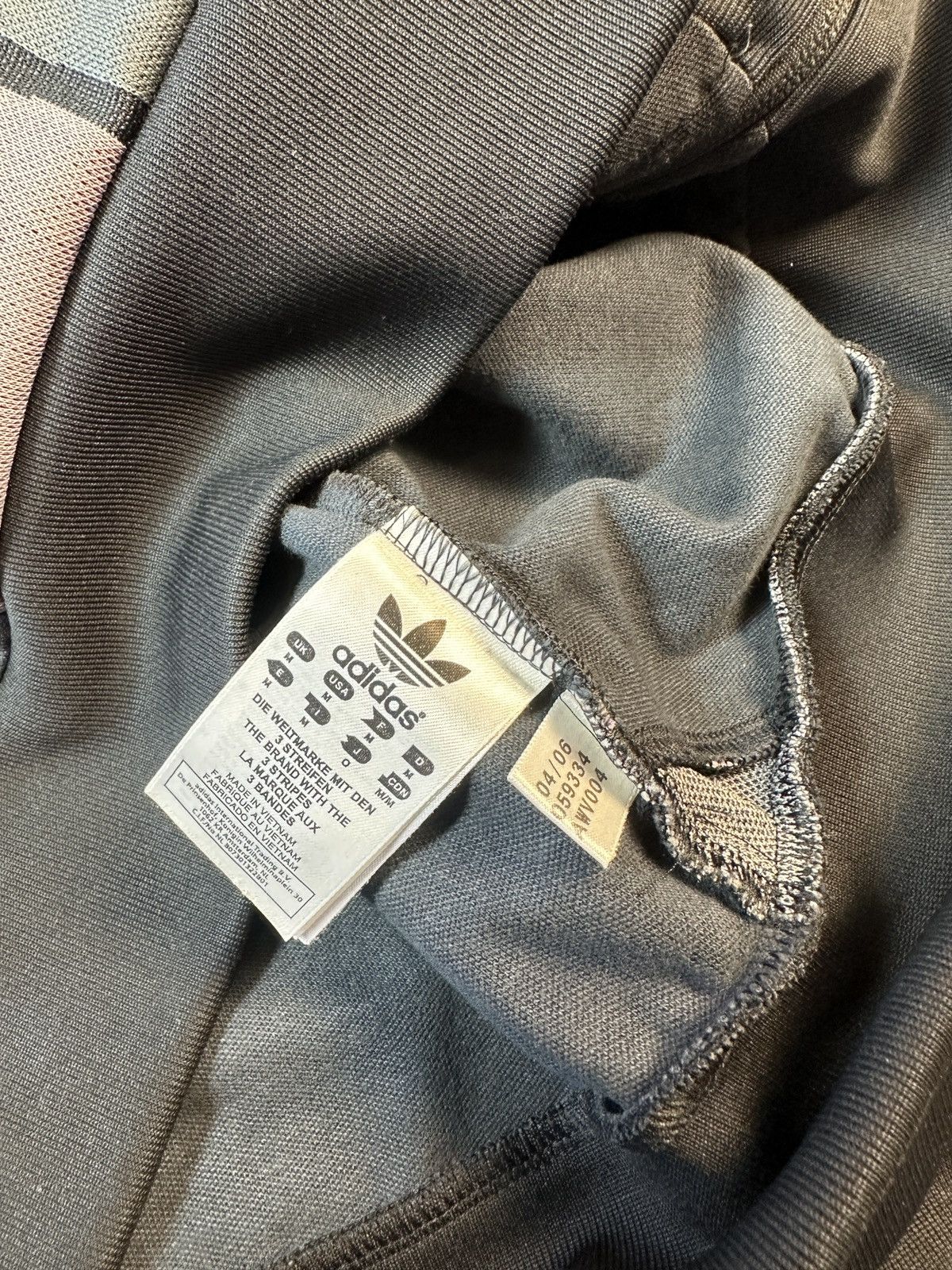 Adidas Vintage Adidas Avant Garde Jacket Zip Up Streetwear Opium M Size US M / EU 48-50 / 2 - 5 Thumbnail