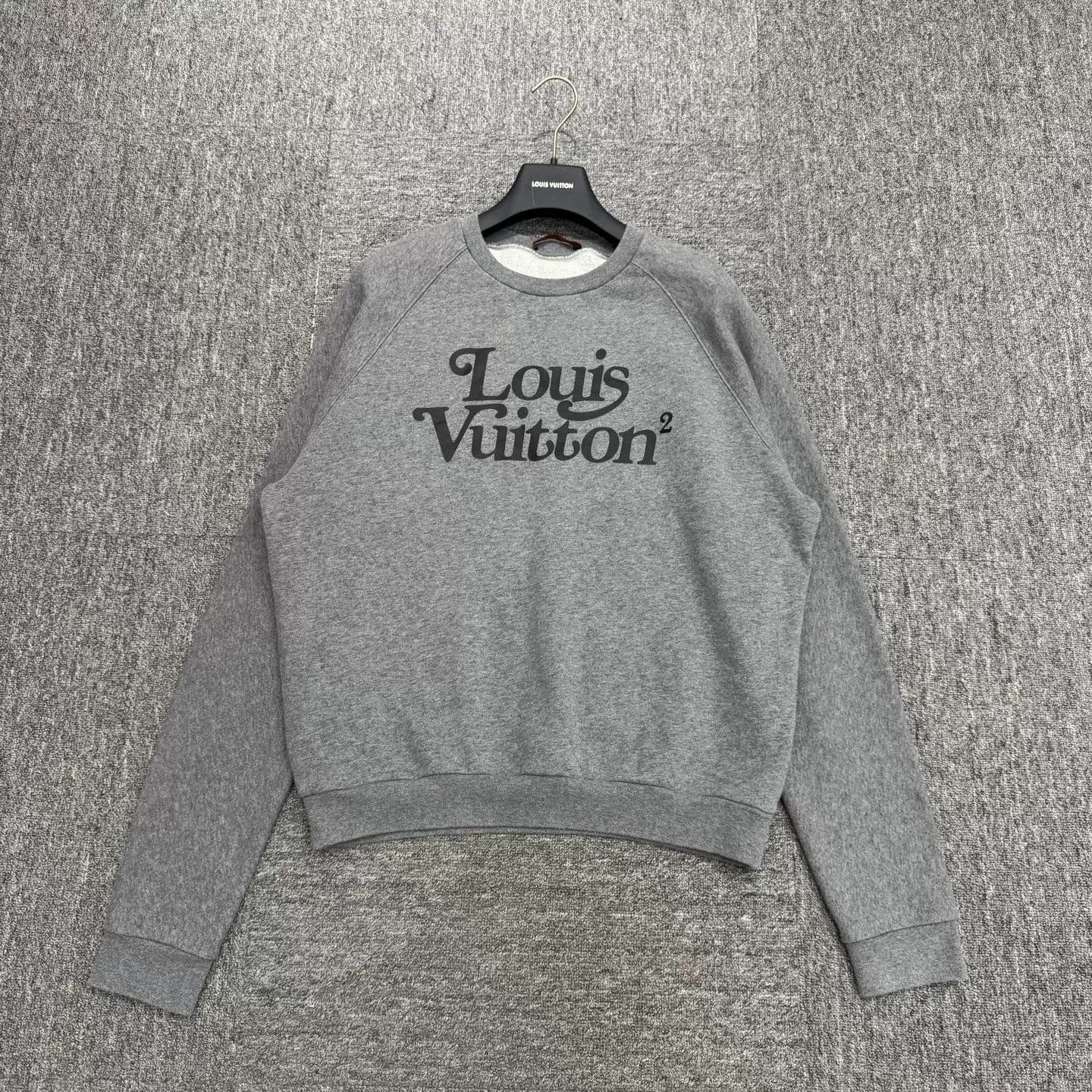 Louis Vuitton Louis Vuitton Nigo Graphic Sweatshirt Size US S / EU 44-46 / 1 - 1 Thumbnail