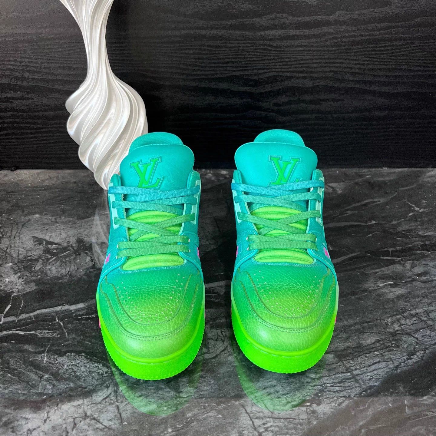 Louis Vuitton Trainer Gradient Lake Green 39 99 New Size US 6 / EU 39 - 2 Thumbnail