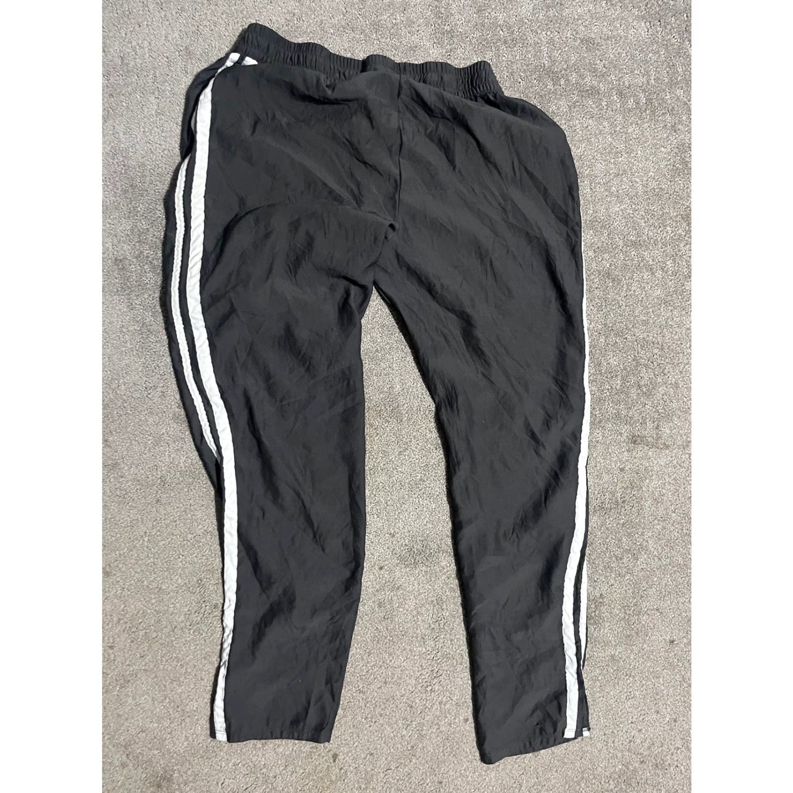 American Eagle Outfitters American Eagle Outfitters Wind Pants Gray Women's M Regular Pants Windbreaker Logo Pockets Casual Workwear 90s? Size 32" / US 10 / IT 46 - 3 Thumbnail