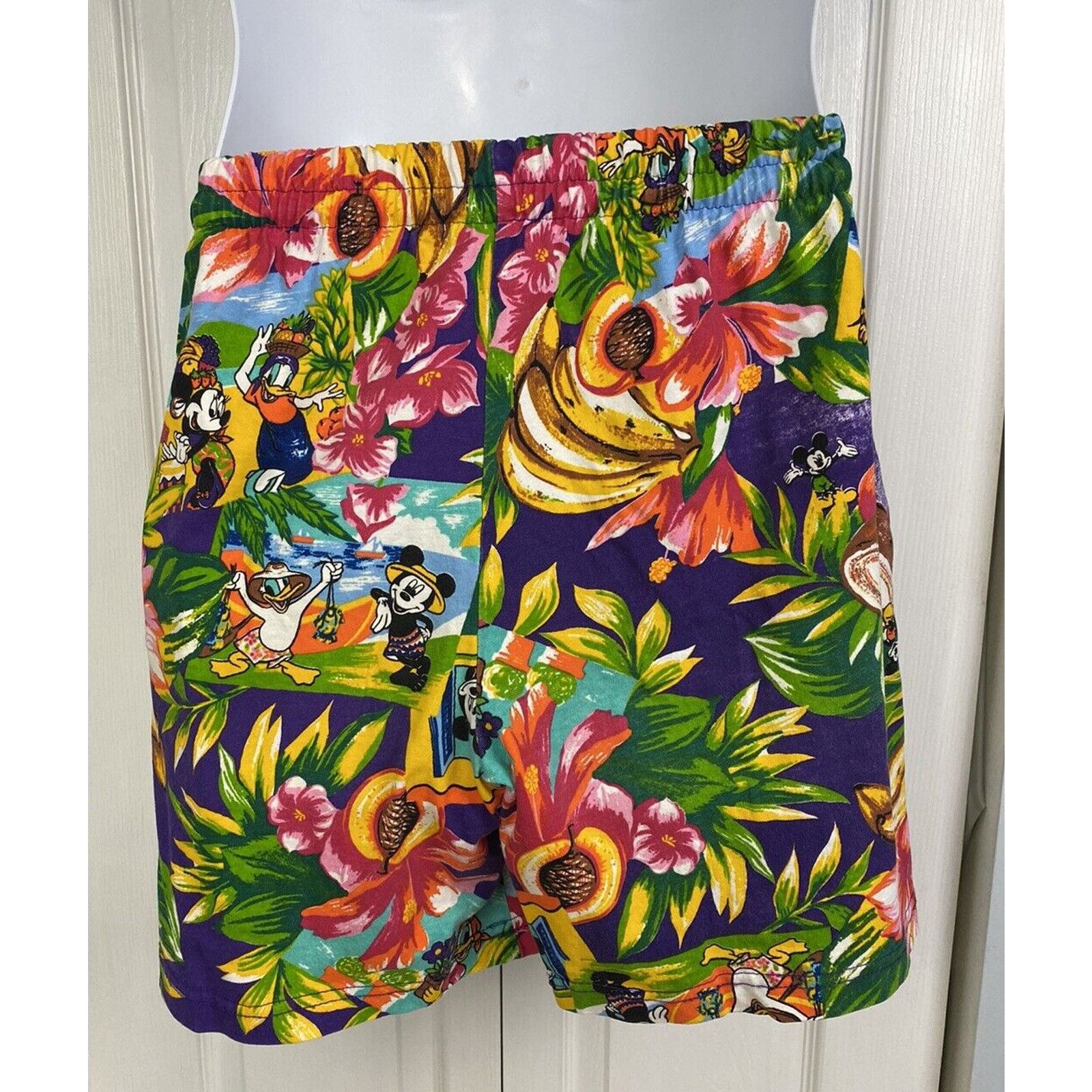 Mickey Unlimited VTG Mickey Unlimited Disney Jerry Leigh Fruit Floral Shorts Size 30" / US 8 / IT 44 - 4 Thumbnail
