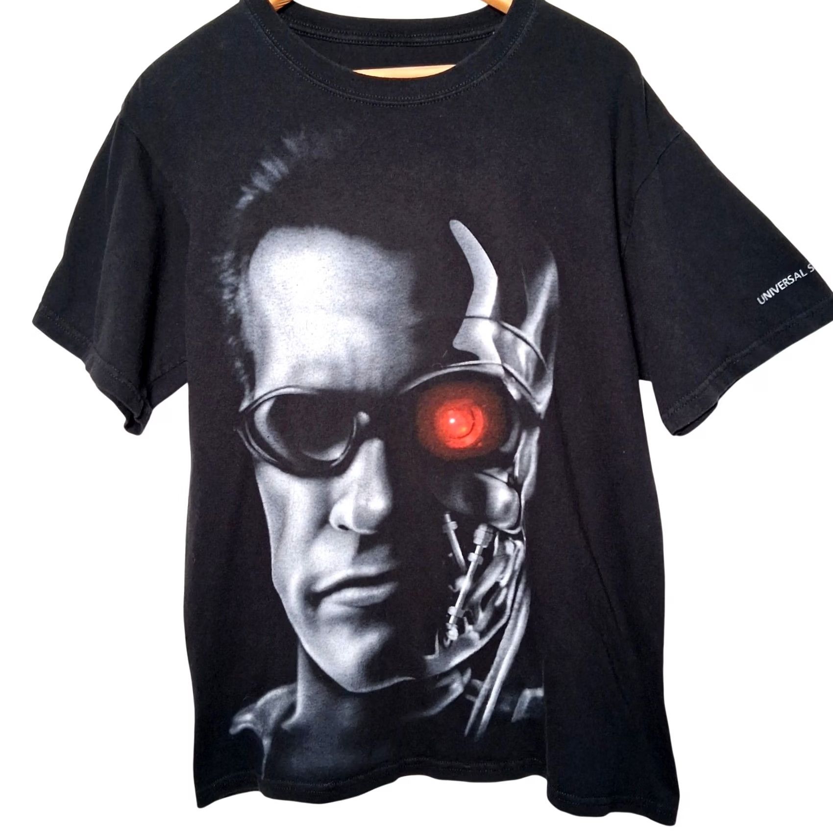 Vintage VINTAGE Universal Studios Terminator 2 Movie Shirt M Arnold Schwarzenegger Judgement Day Shirt Mens Black Cotton T-Shirt Graphic 90s Size US M / EU 48-50 / 2 - 2 Thumbnail