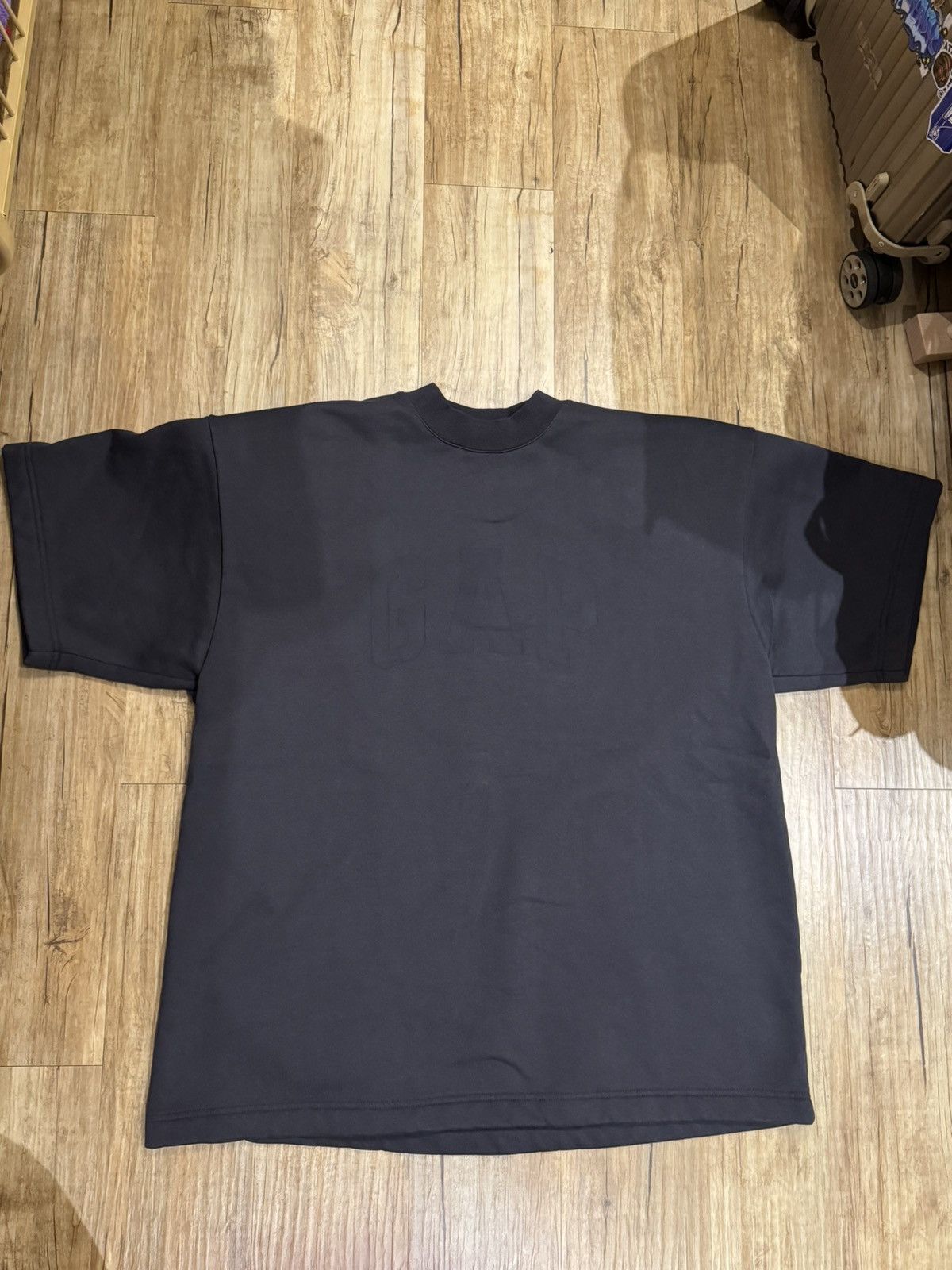 Balenciaga × Gap × Kanye West Yeezy gap engineered by balenciaga padded tee Size US S / EU 44-46 / 1 - 2 Thumbnail