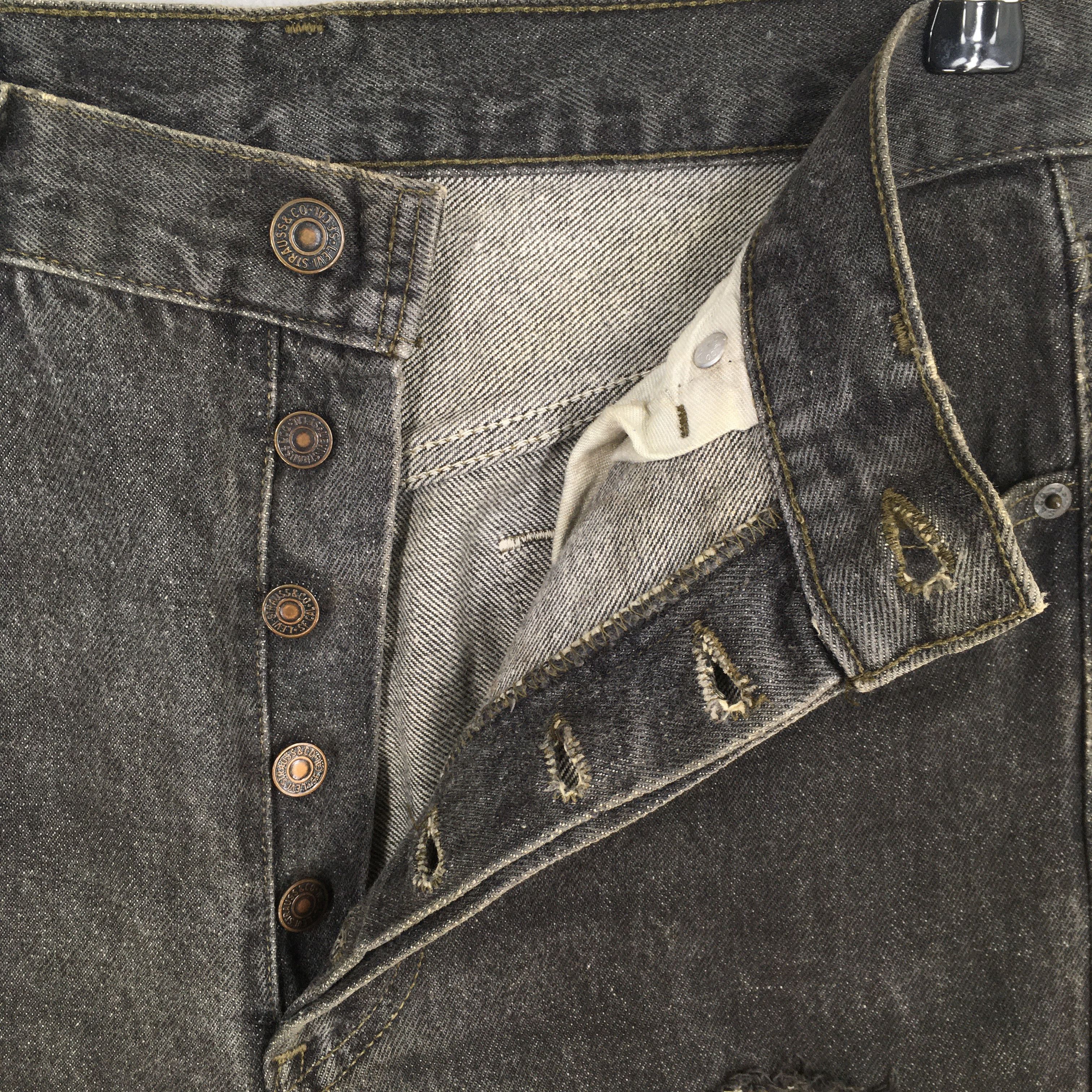 Levi's Size 29x32.5 Vintage 90s Levi's 501 Black Jeans S980 Size US 29 - 6 Thumbnail