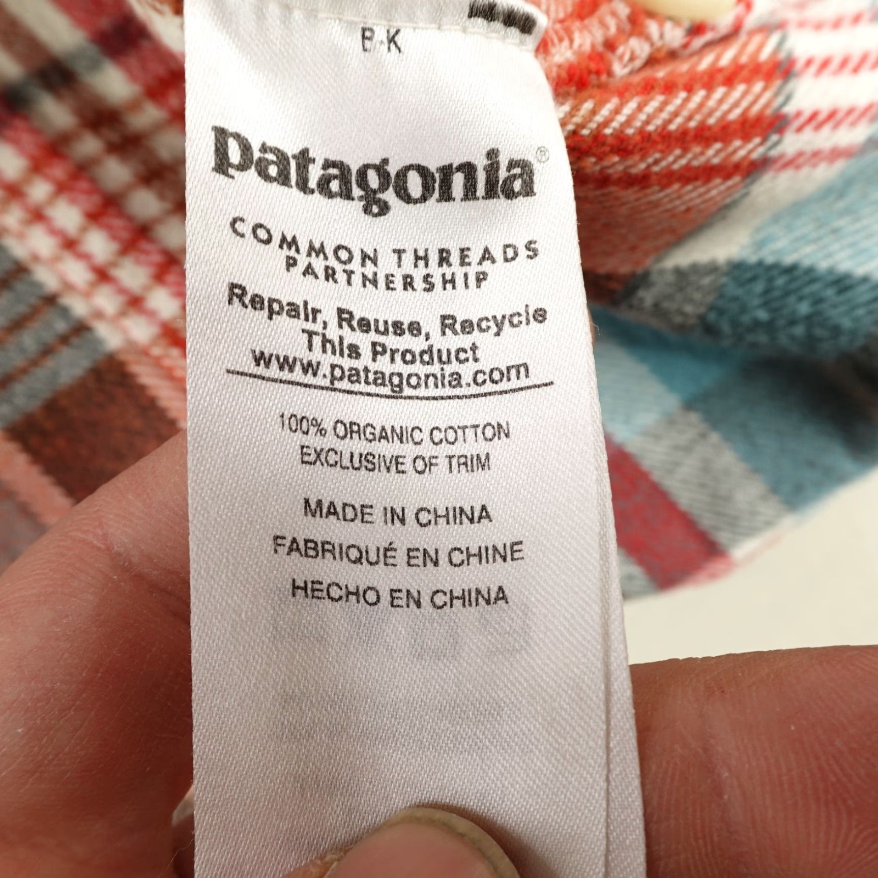 Patagonia Patagonia Shirt Women 10 Red Blue Plaid Long Sleeved Fjord Flannel Button Up Top Size L / US 10 / IT 46 - 5 Thumbnail
