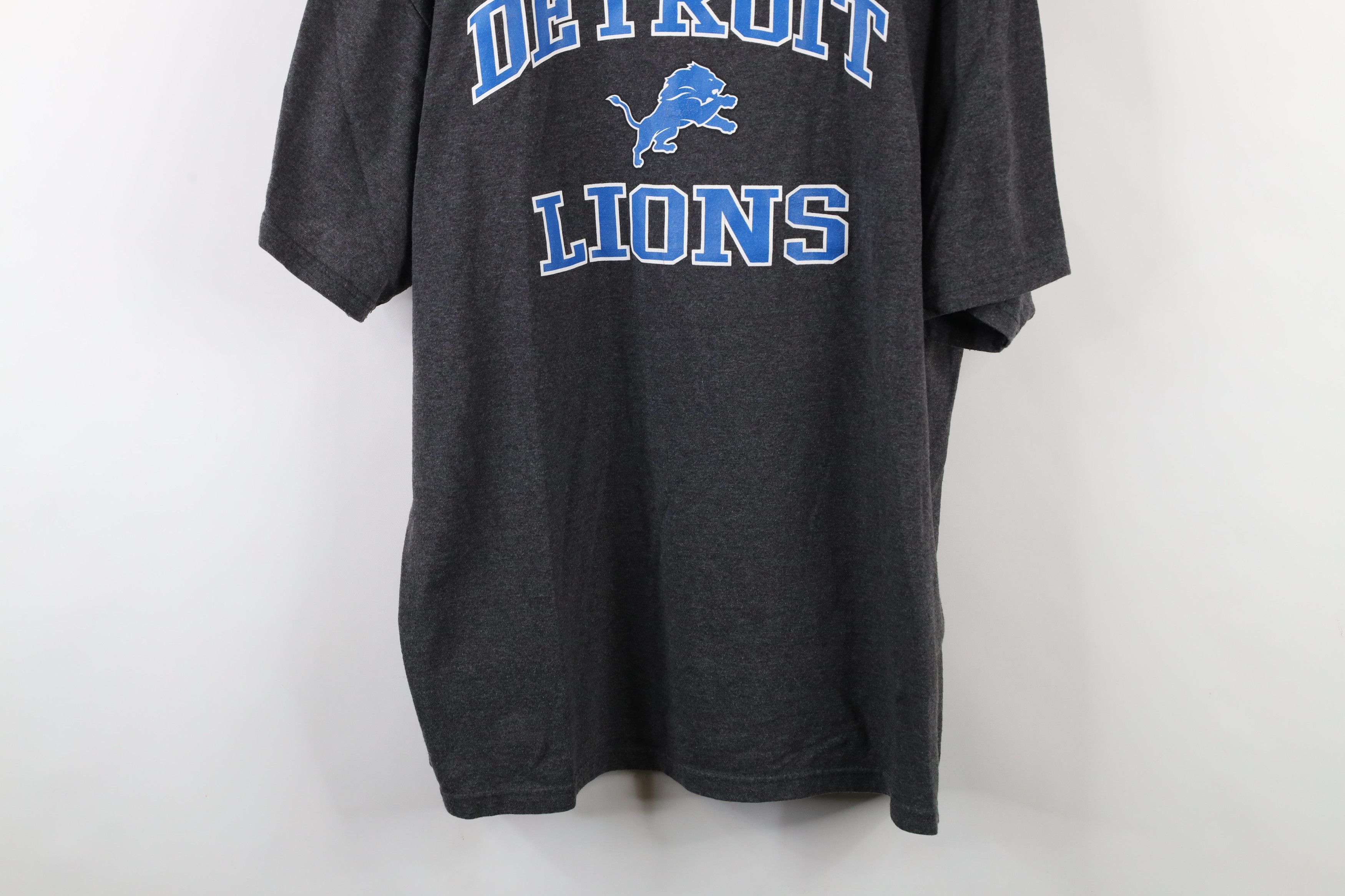 Vintage Vintage NFL Spell Out Detroit Lions Football T-Shirt Gray Size US XXL / EU 58 / 5 - 3 Thumbnail