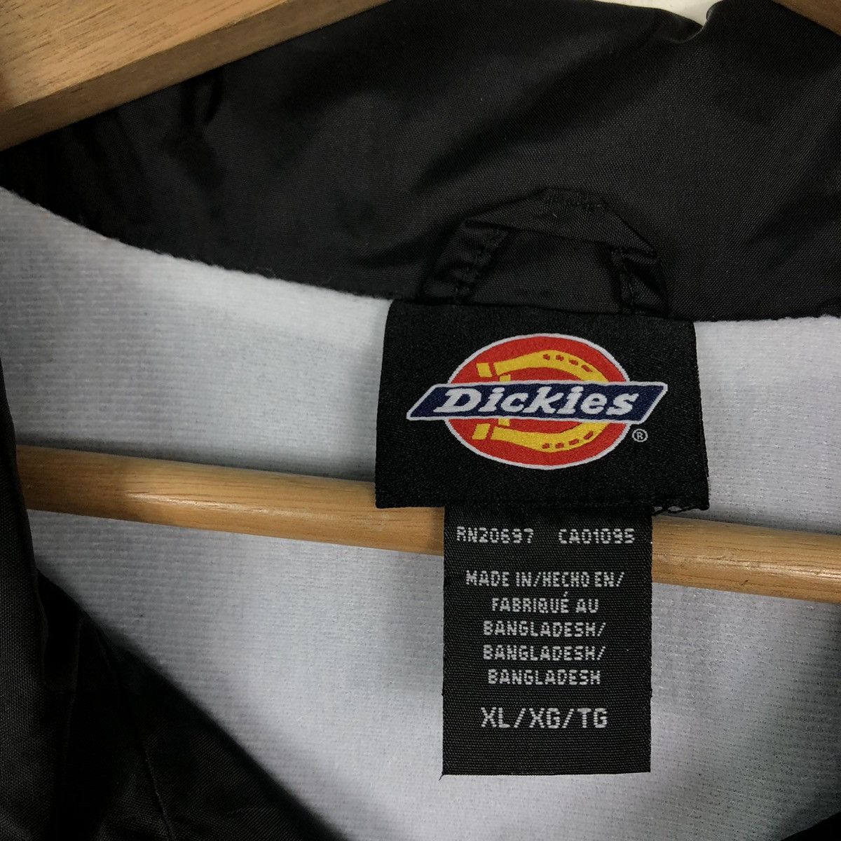Japanese Brand 🔥90’s Vintage Dickies Coach Jacket Big Logo Streetwear Size US XL / EU 56 / 4 - 13 Thumbnail