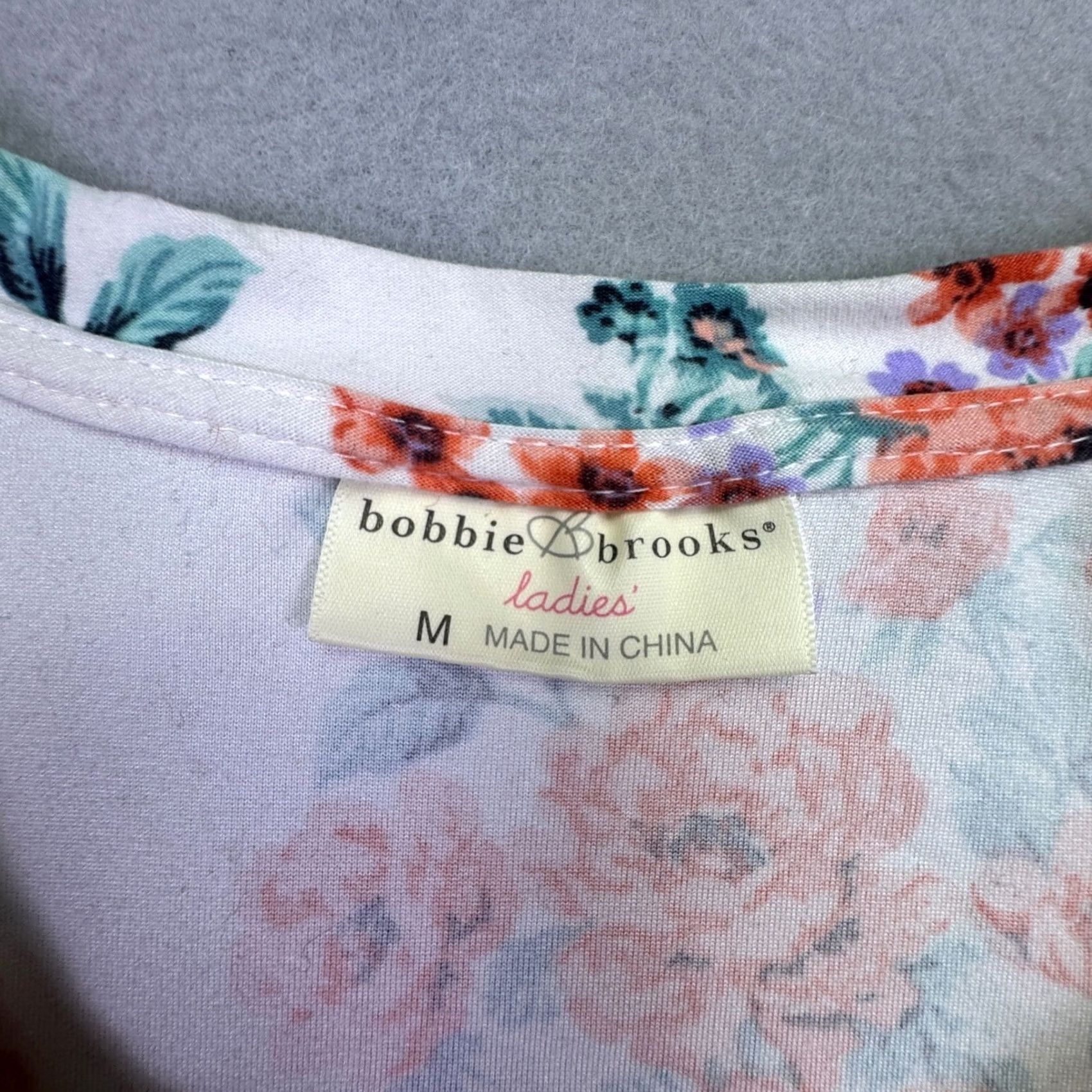 Vintage Bobbie Brooks Women's T-Shirt Knotted Hem V-Neck 3/4 Sleeve Floral Striped Orange White Medium Size M / US 6-8 / IT 42-44 - 3 Thumbnail
