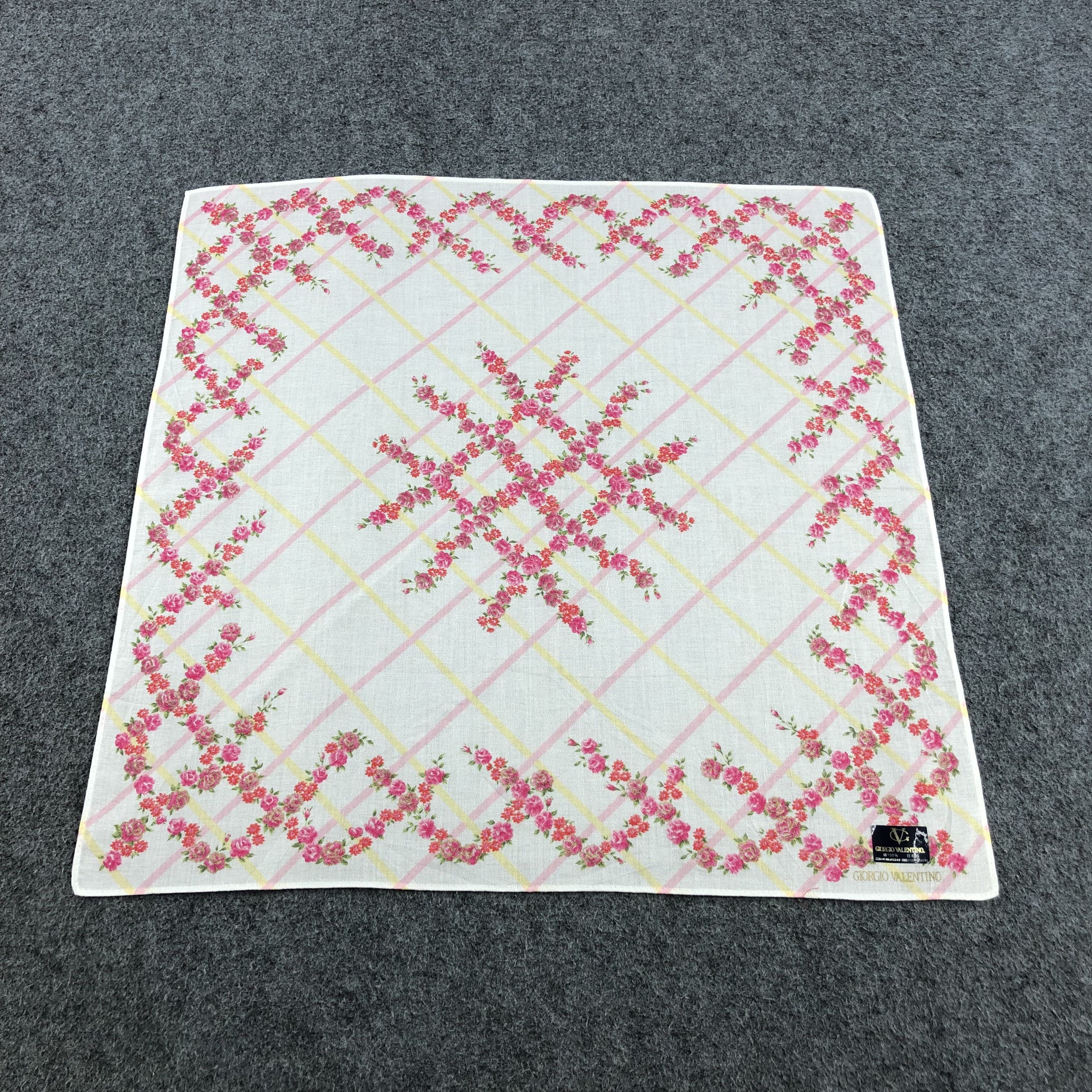 Vintage Giorgio Valentino Handkerchief Neckerchief Bandana H1331 Size ONE SIZE - 2 Thumbnail