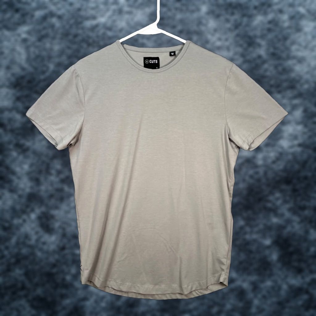 Cuts Cuts Mens Size Medium Gray Athletic T-Shirt Pyca Pro Fabric Gym Size US M / EU 48-50 / 2 - 1 Thumbnail