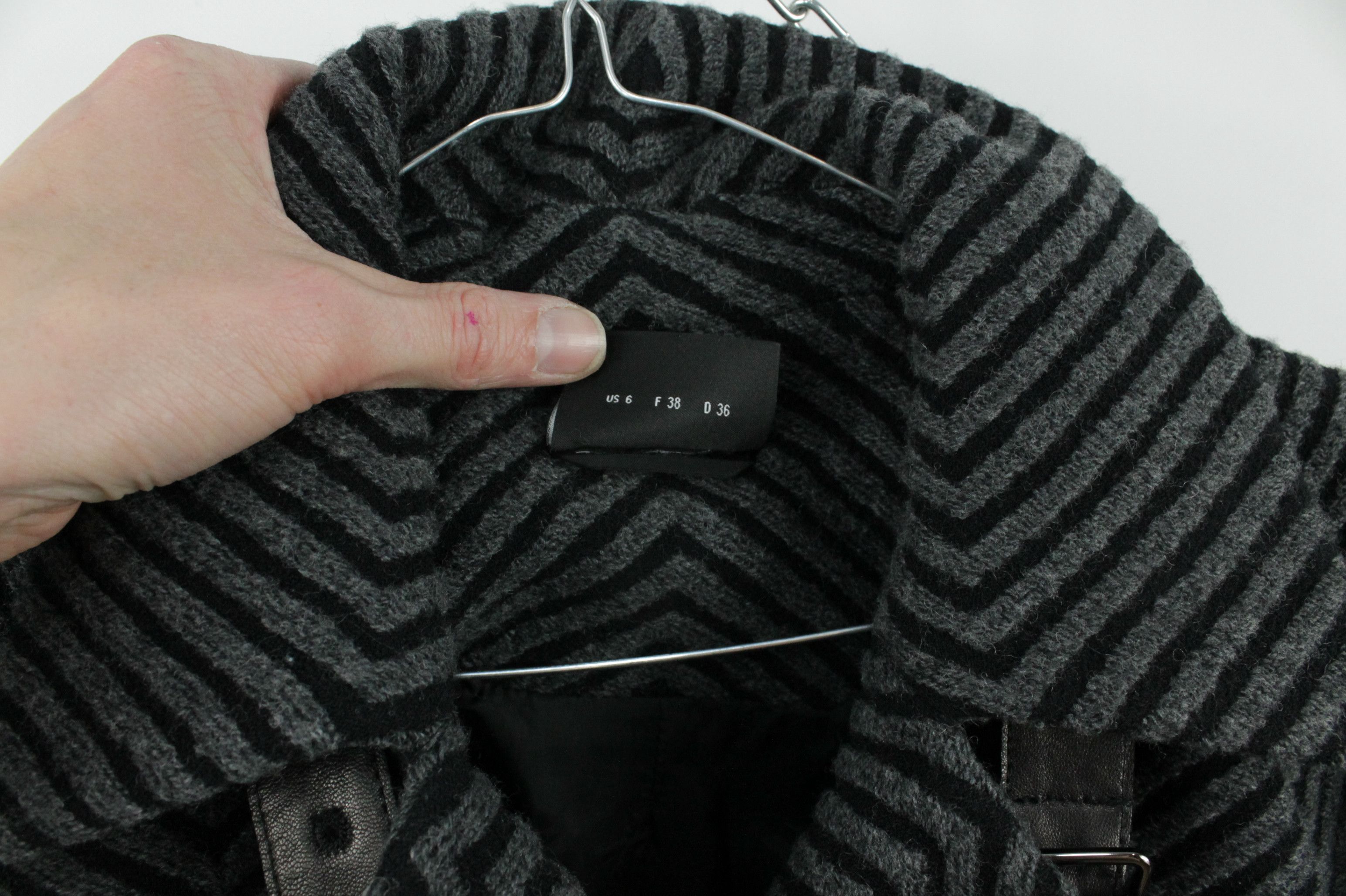 Akris × Designer Akris Luxury Short Gray Wool Jacket With Leather Garniture Size M / US 6-8 / IT 42-44 - 9 Thumbnail