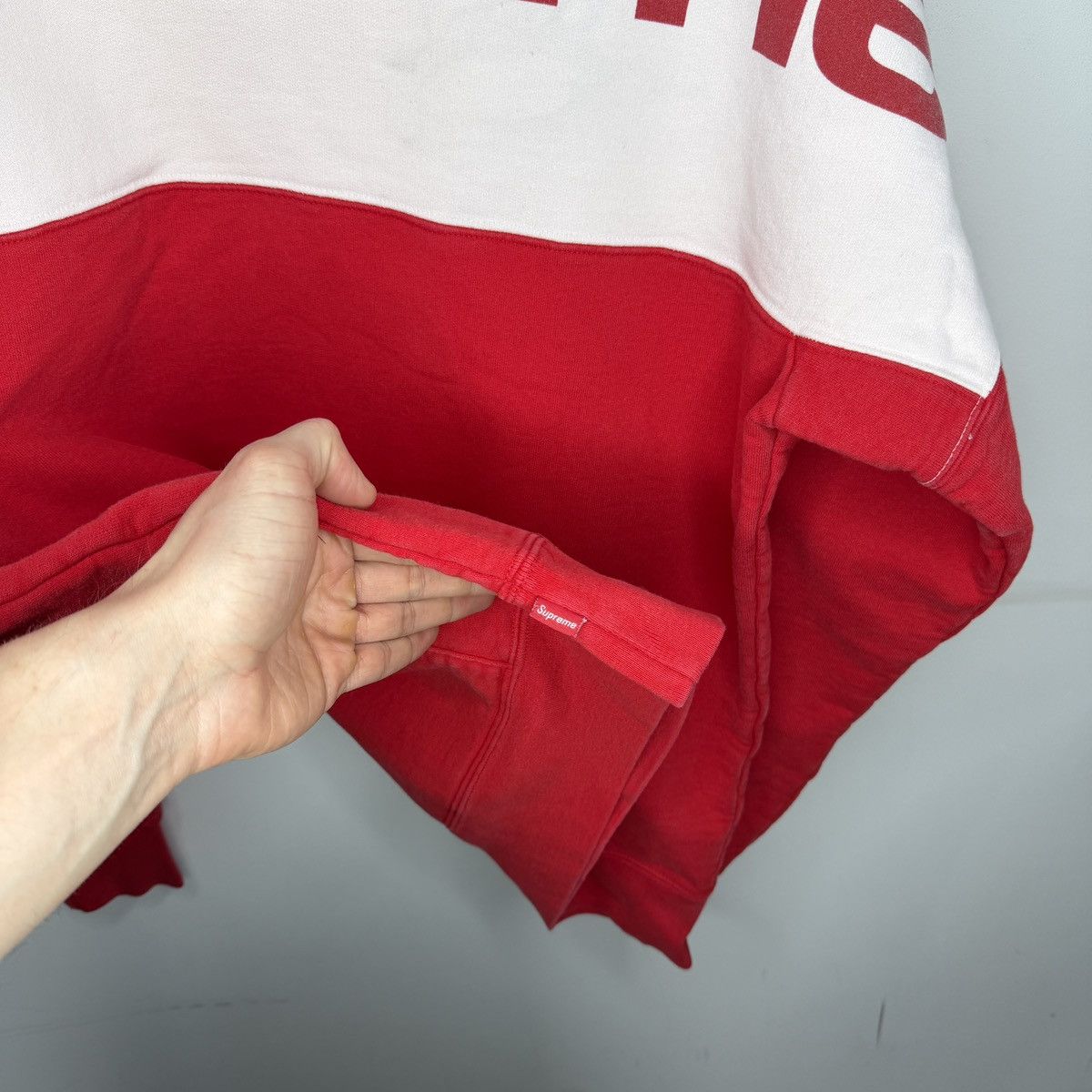 Supreme Supreme Sweatshirt Logo 2017 Hoodie Red White Size US L / EU 52-54 / 3 - 10 Thumbnail